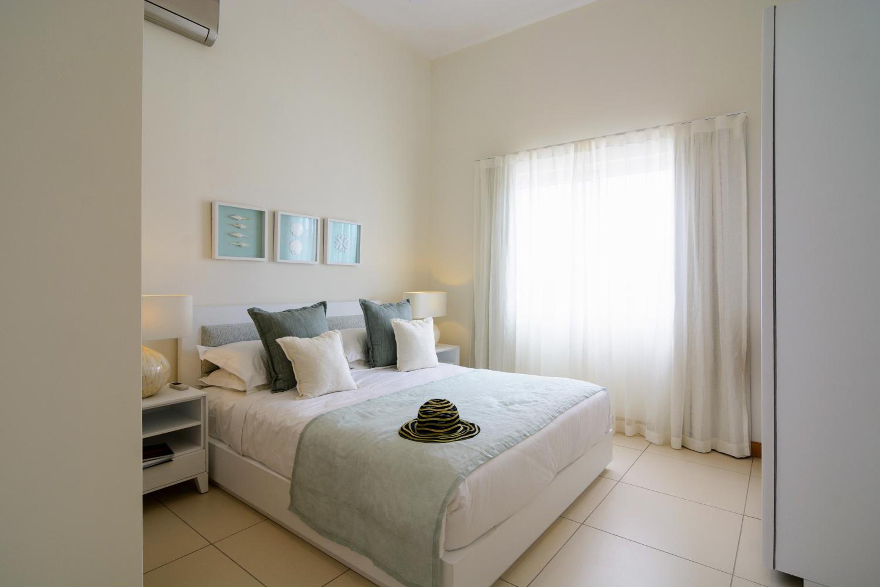 Three-Bedroom Suite photo 3