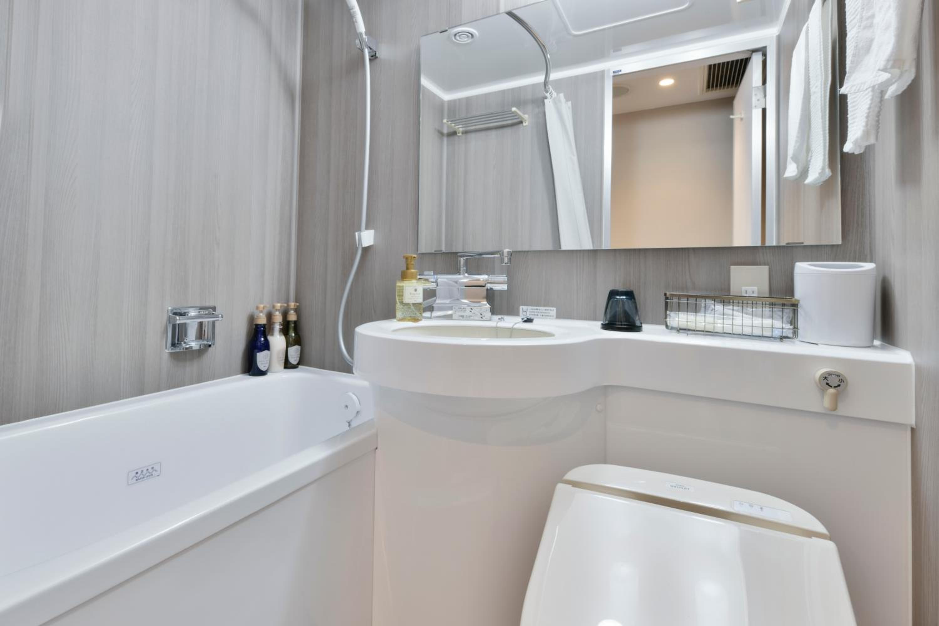 Standard Double Room - Photo 4