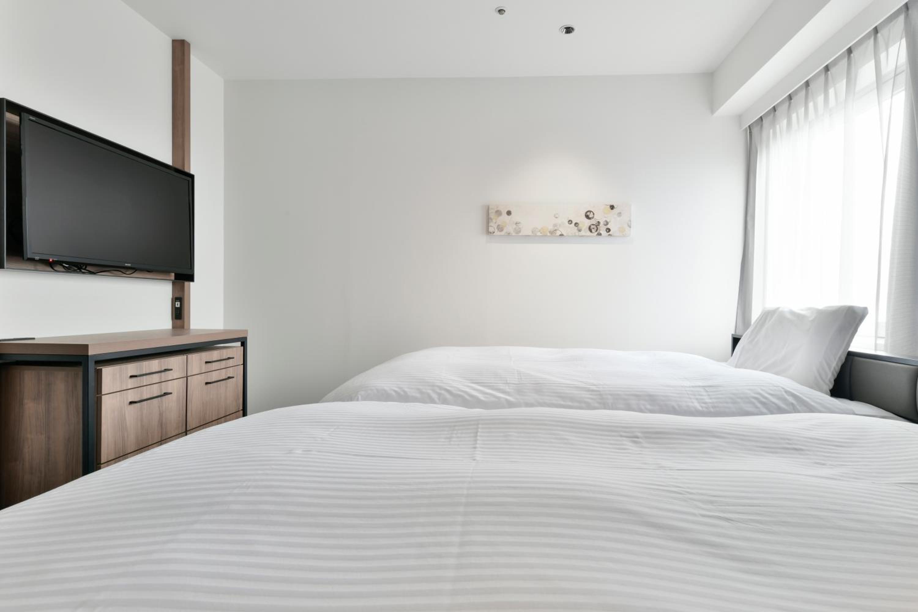 Standard Twin Room - Photo 2