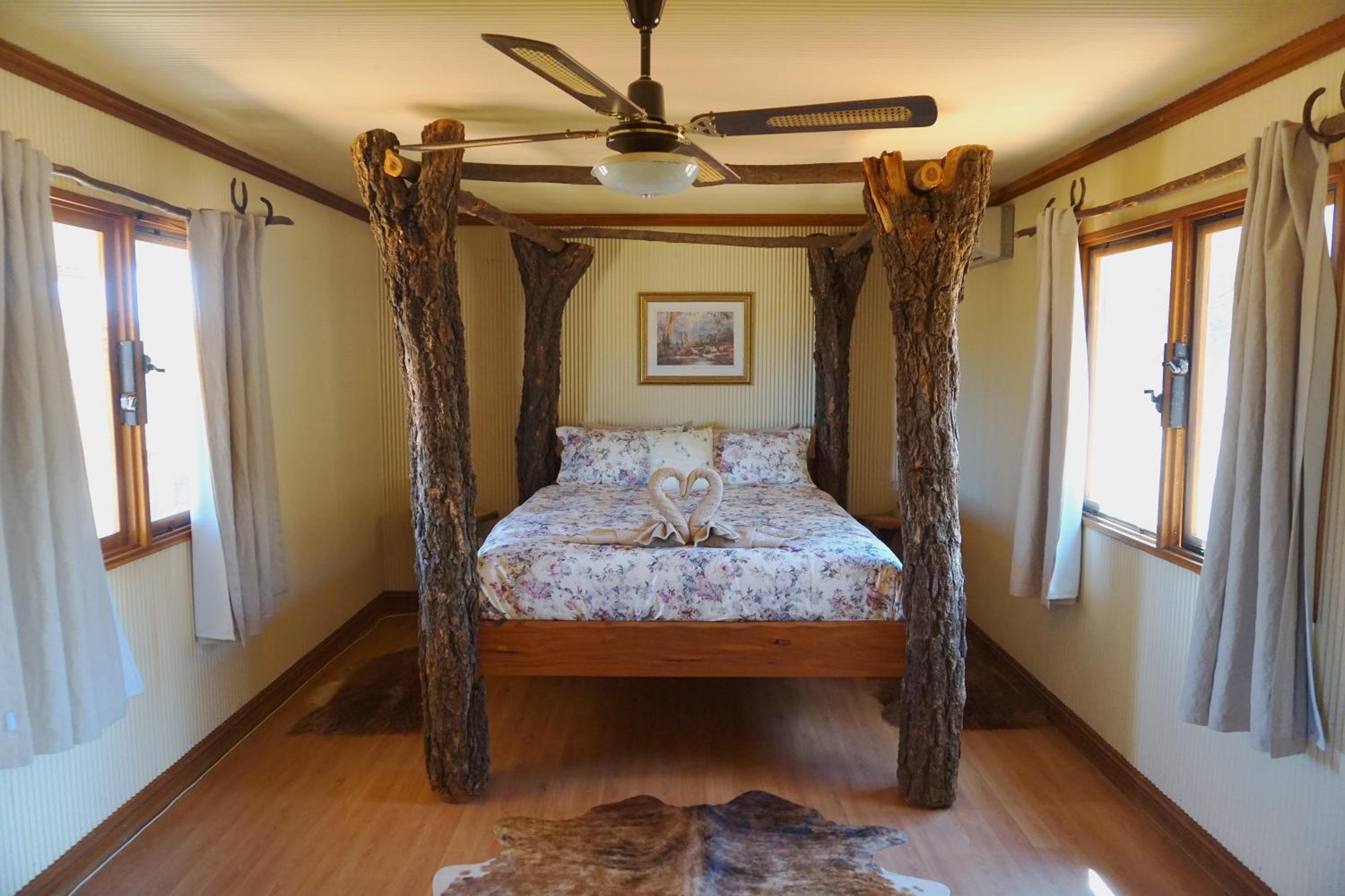 Bush Cottage photo 1