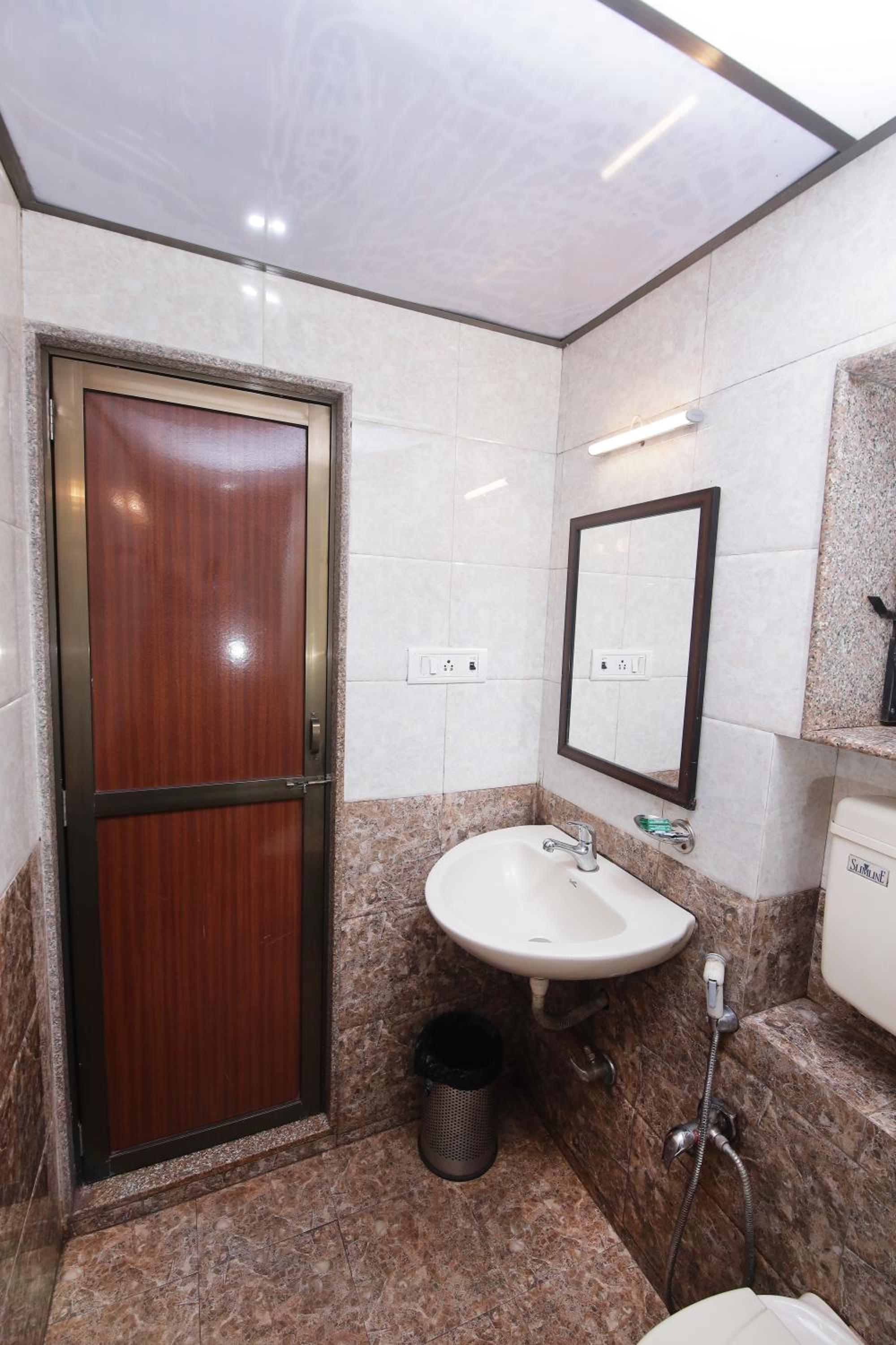 Deluxe Family Room with Garden View - Photo 7