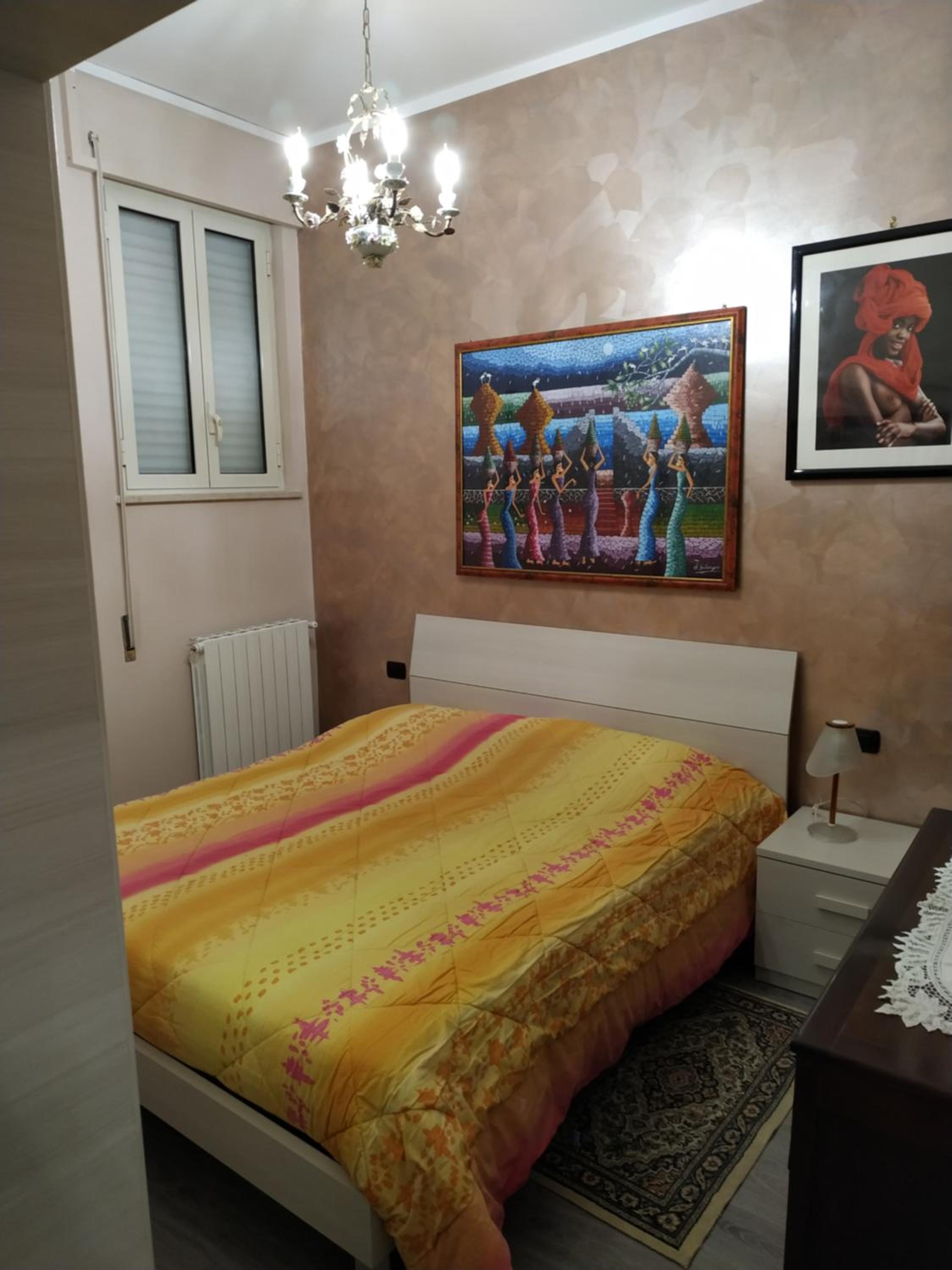 One-Bedroom Apartment - Photo 8
