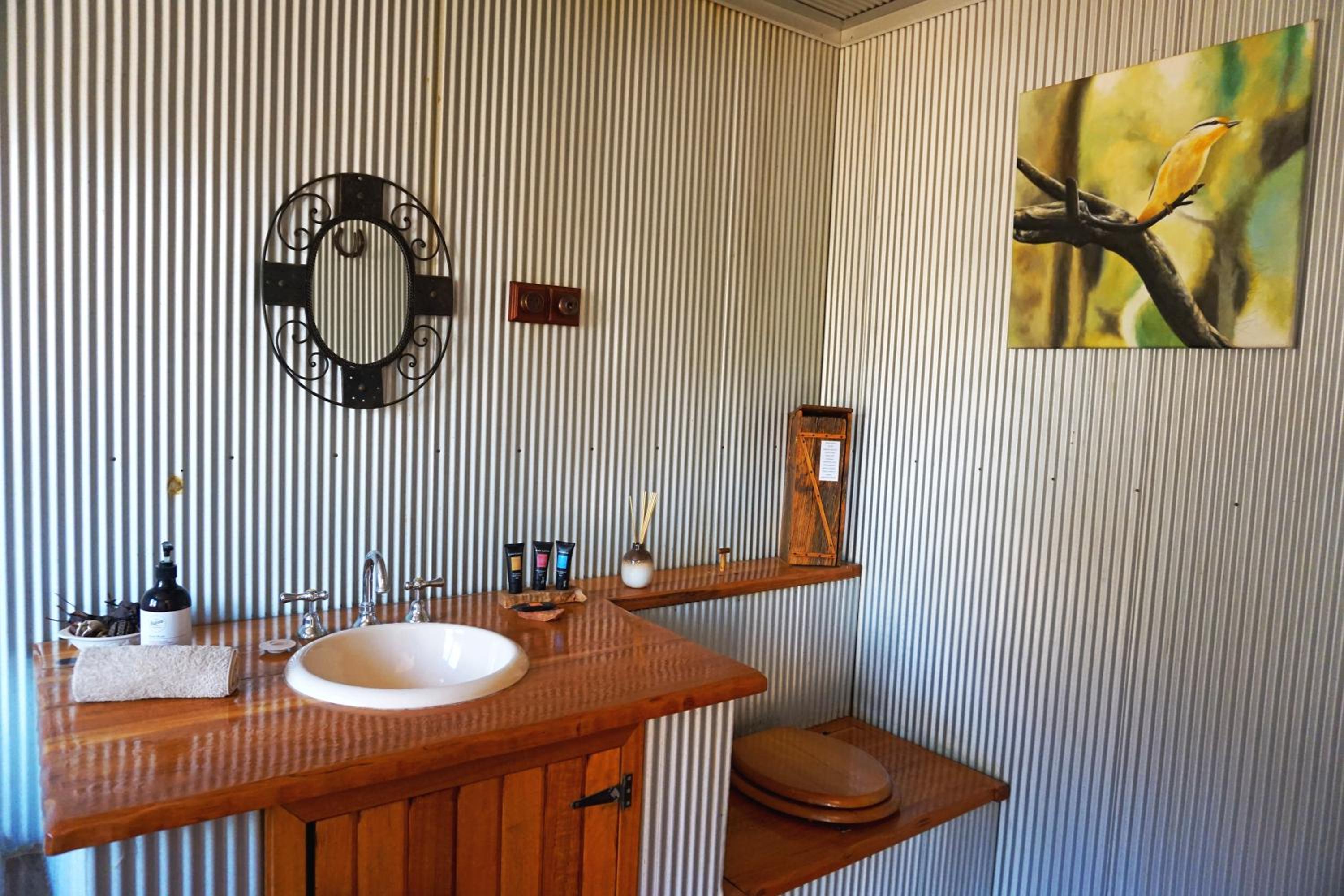 Bush Cottage photo 3
