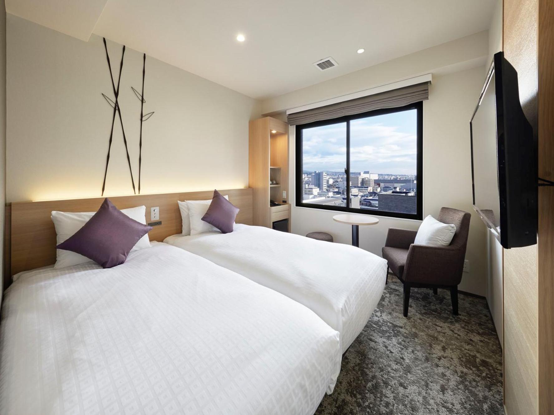 Standard Twin Room - Photo 1