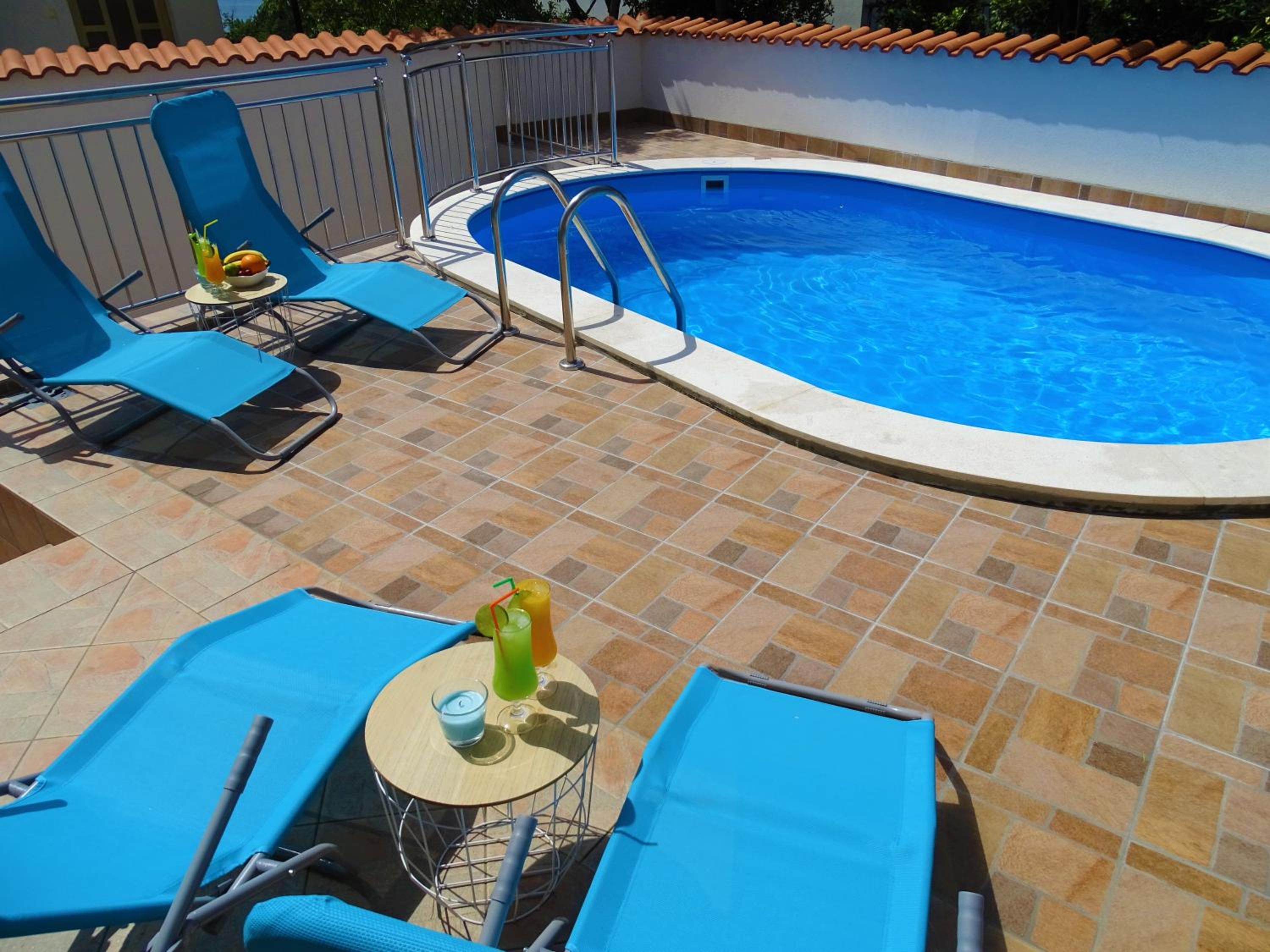 Two-Bedroom Apartment with Balcony - Photo 5