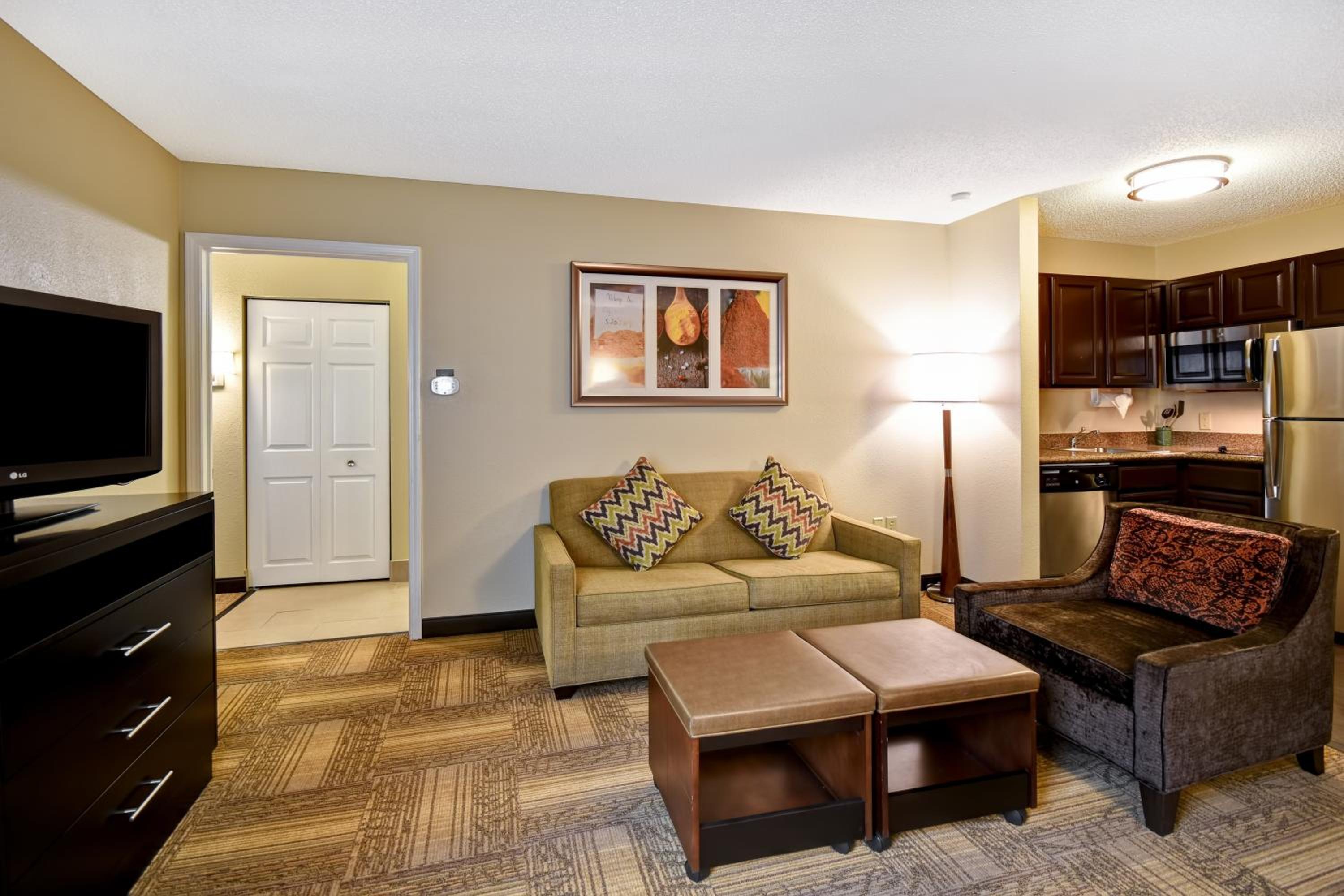 Two-Bedroom Suite with One King and One Queen Bed - Photo 1