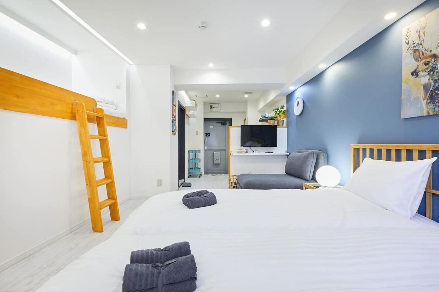 Apartment photo 1