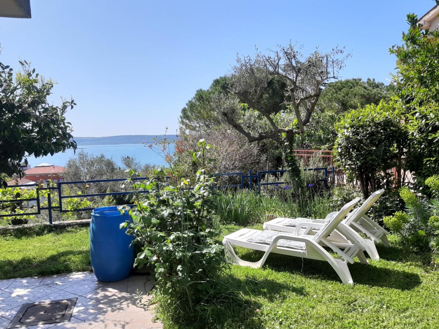 Apartment with Sea View photo 3