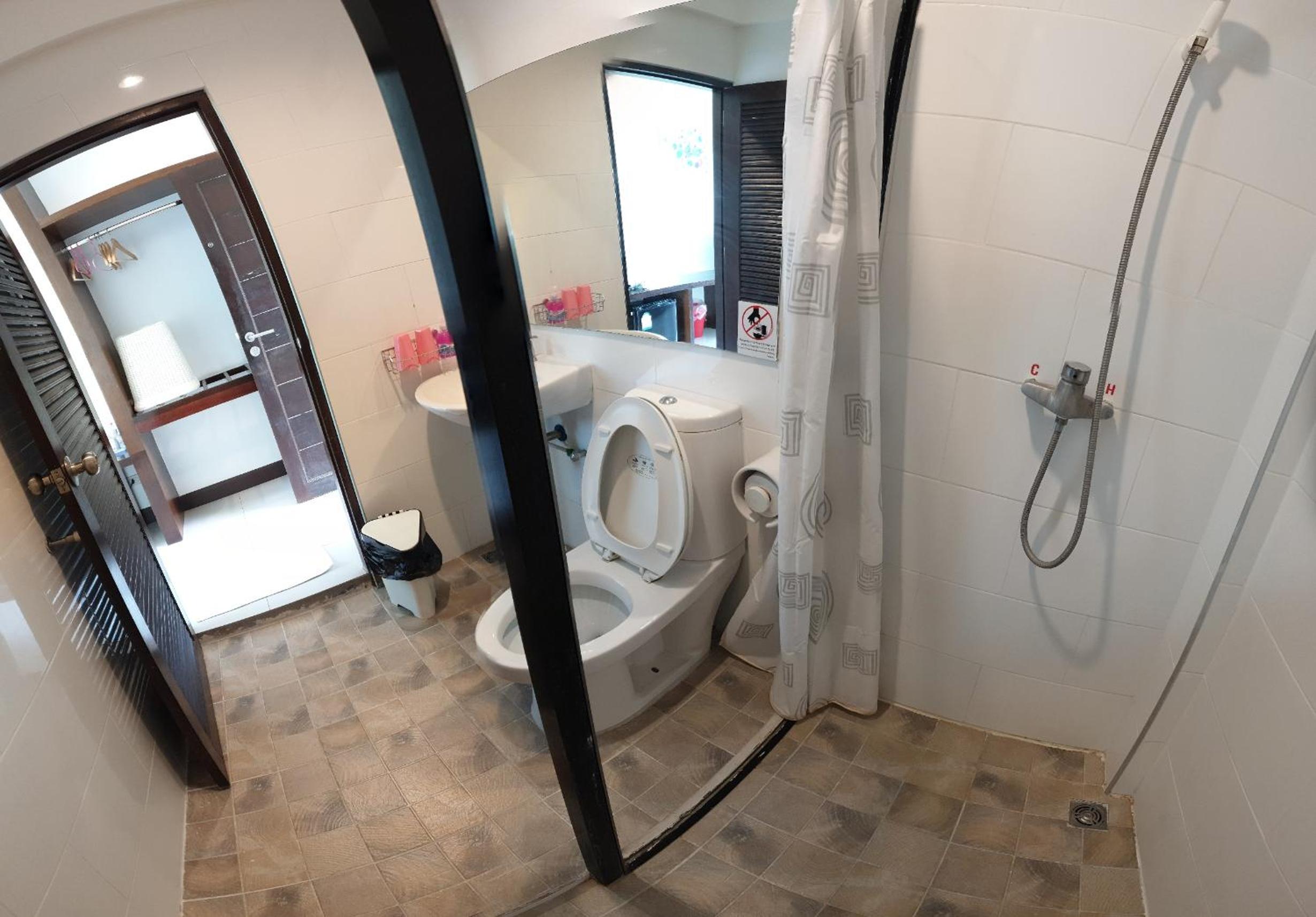 Deluxe Double Room with Pool View photo 2