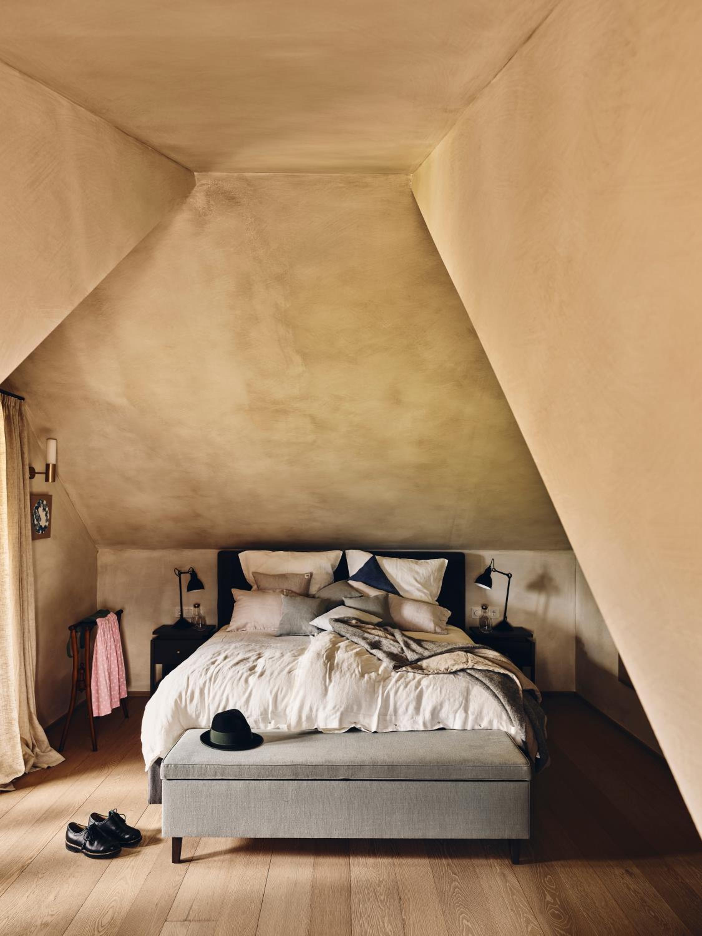 Superior Suite - Photo 6