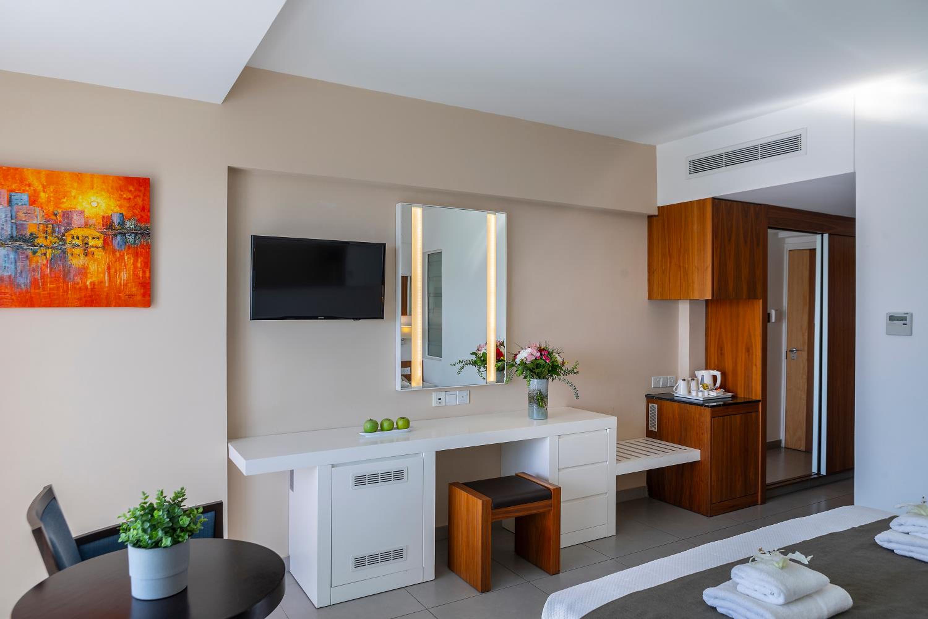 Superior Room with Pool/ Sea View photo 3