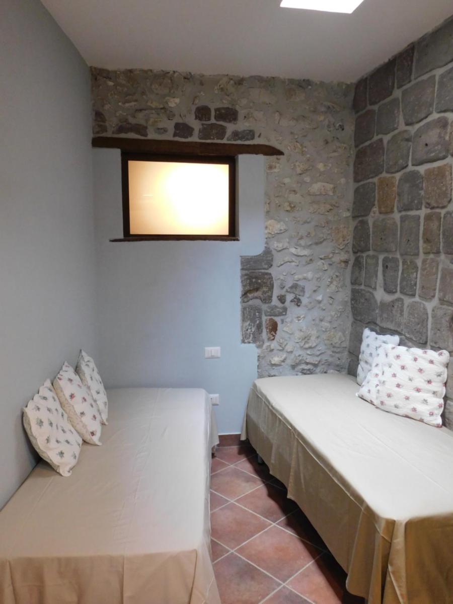 Quadruple Room - Disability Access photo 2
