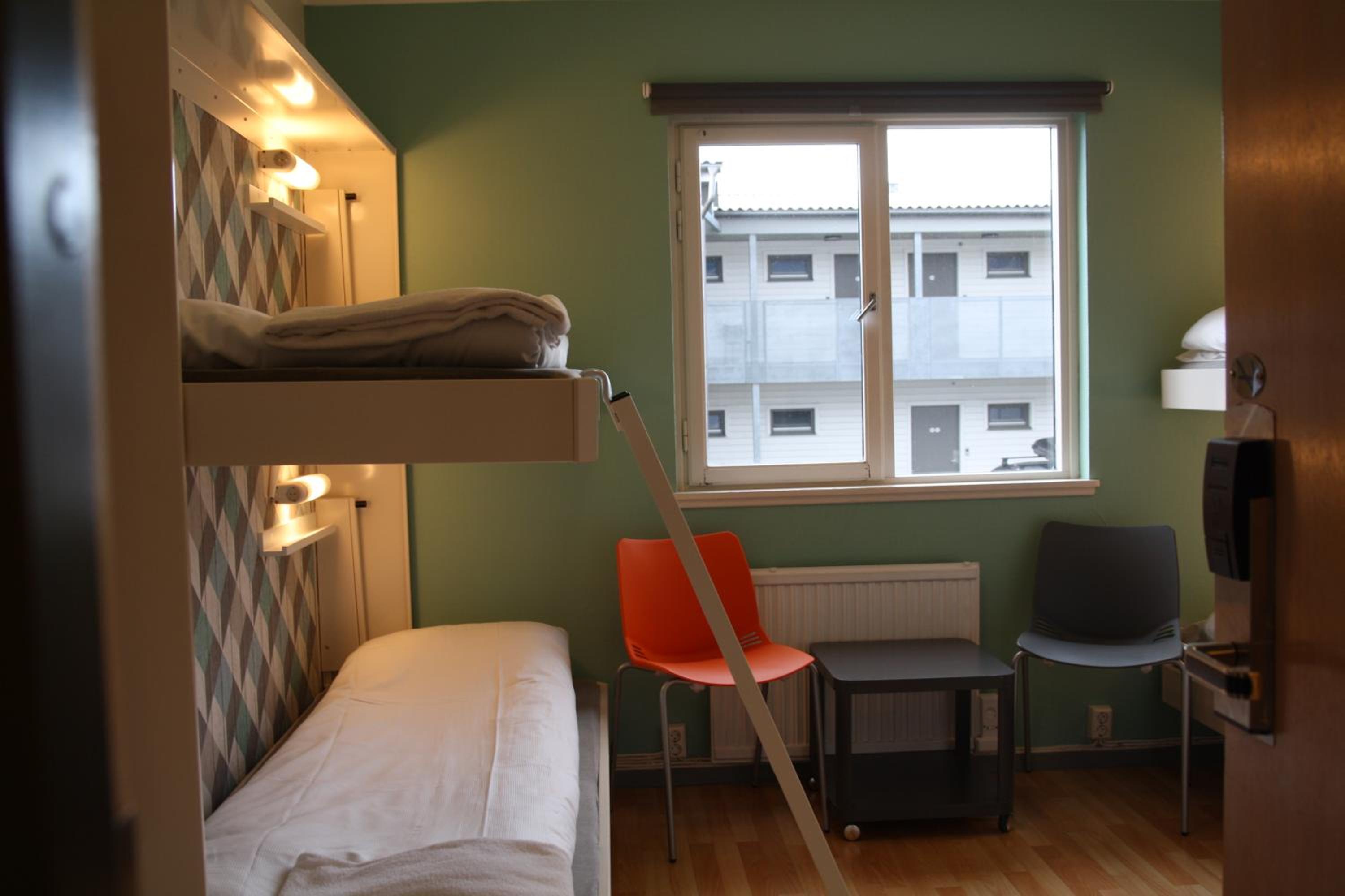 Quadruple Room with Shared Bathroom photo 3