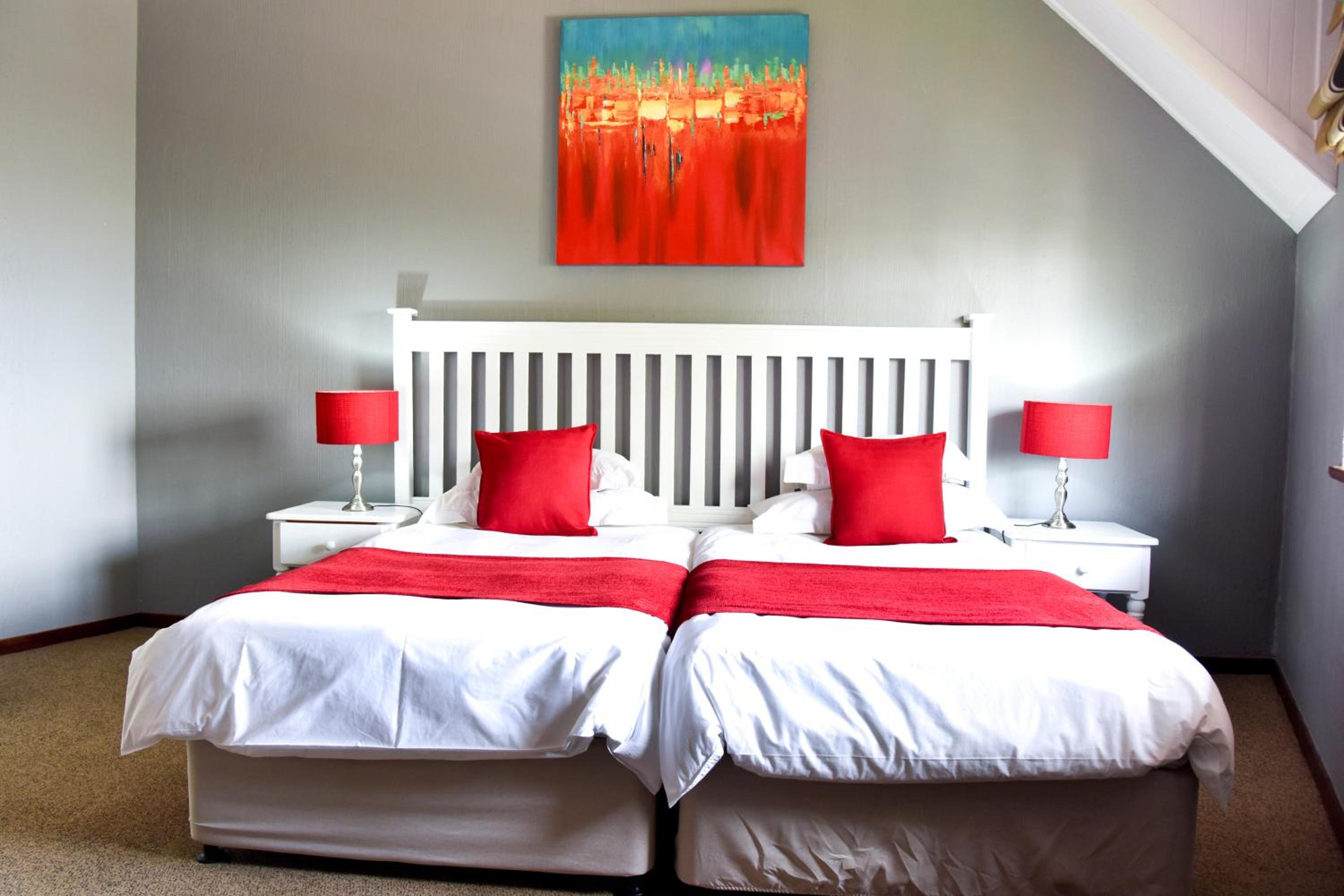 Double or Twin Room - Photo 5