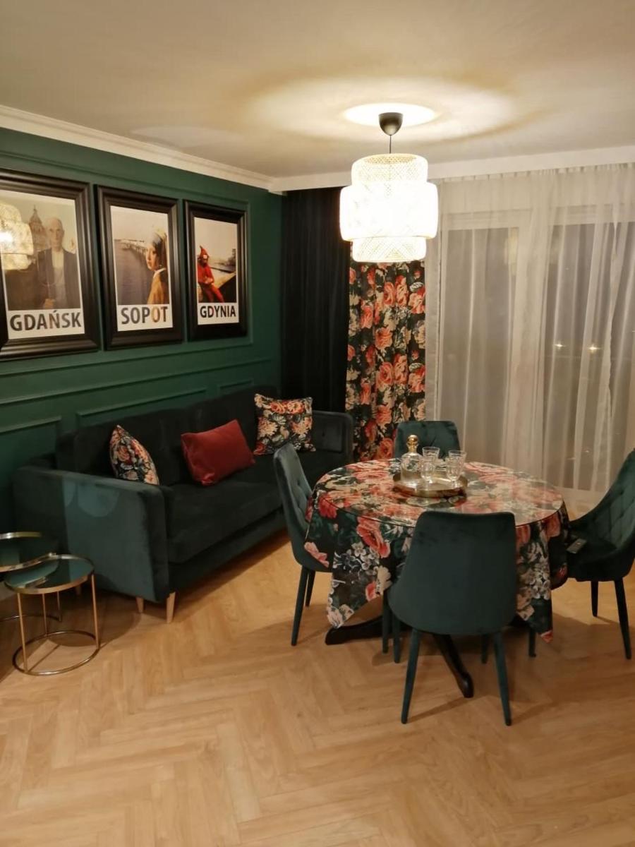 One-Bedroom Apartment - Photo 11