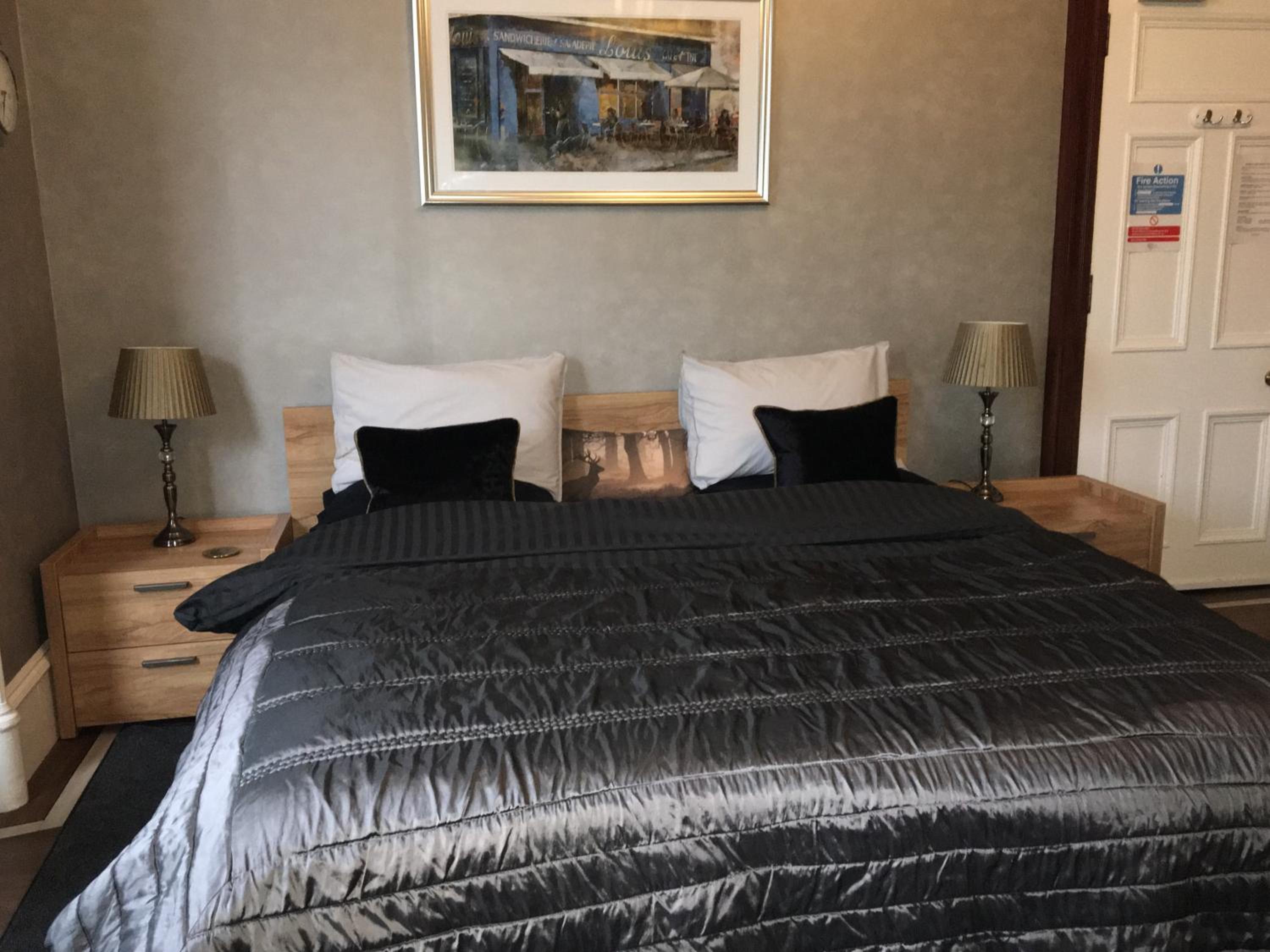 Superior King Room photo 2