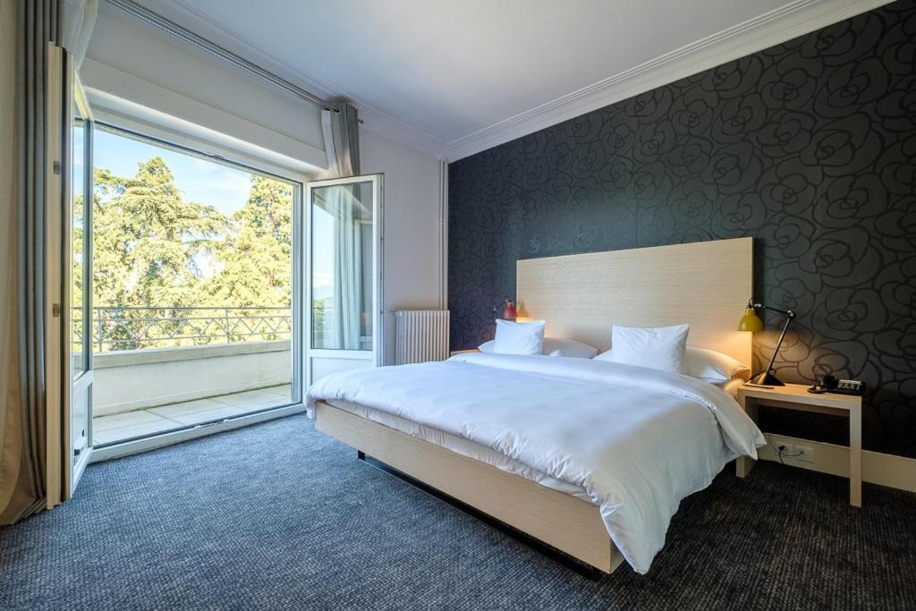 Superior King Room - Photo 1