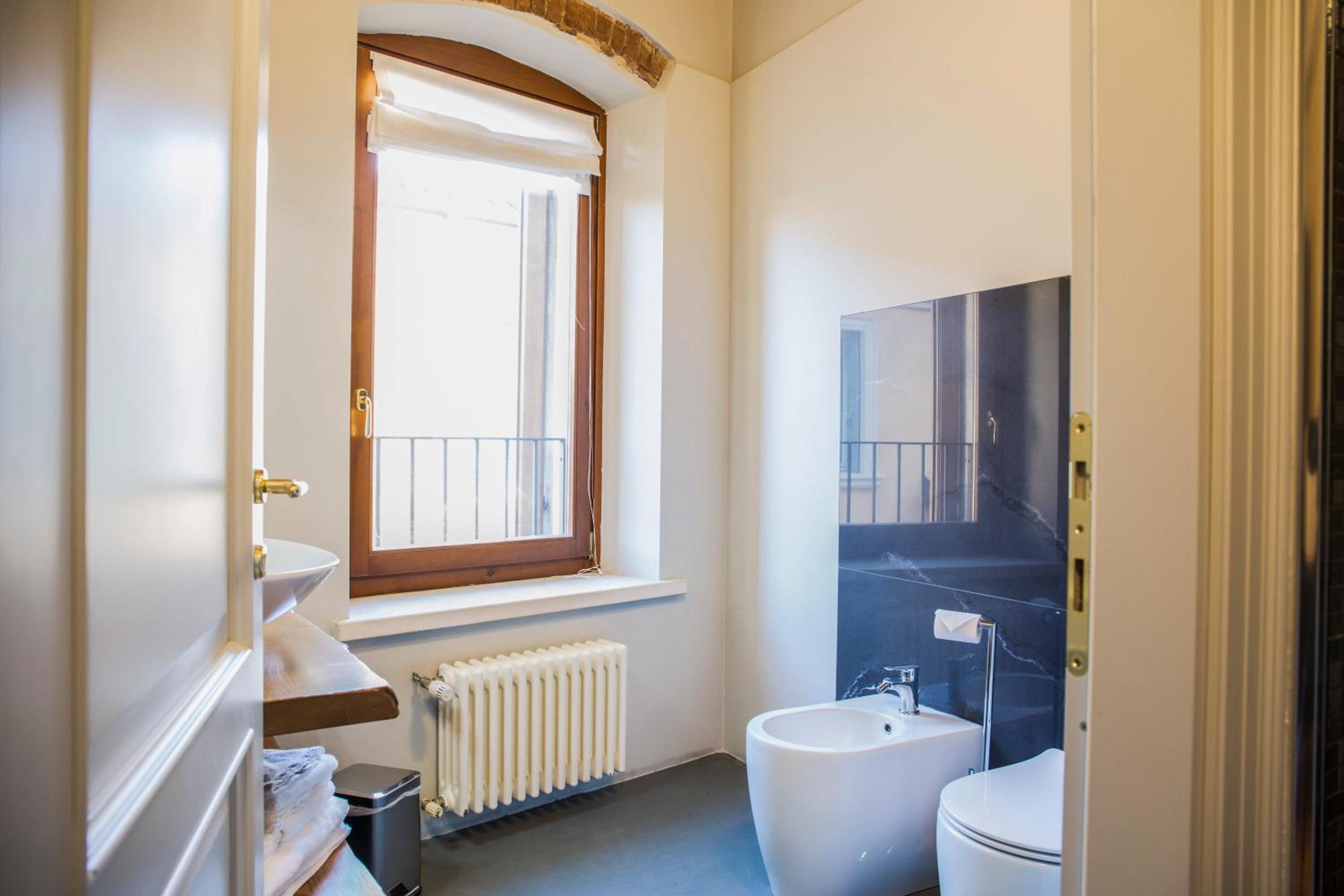 One-Bedroom Apartment - Photo 10