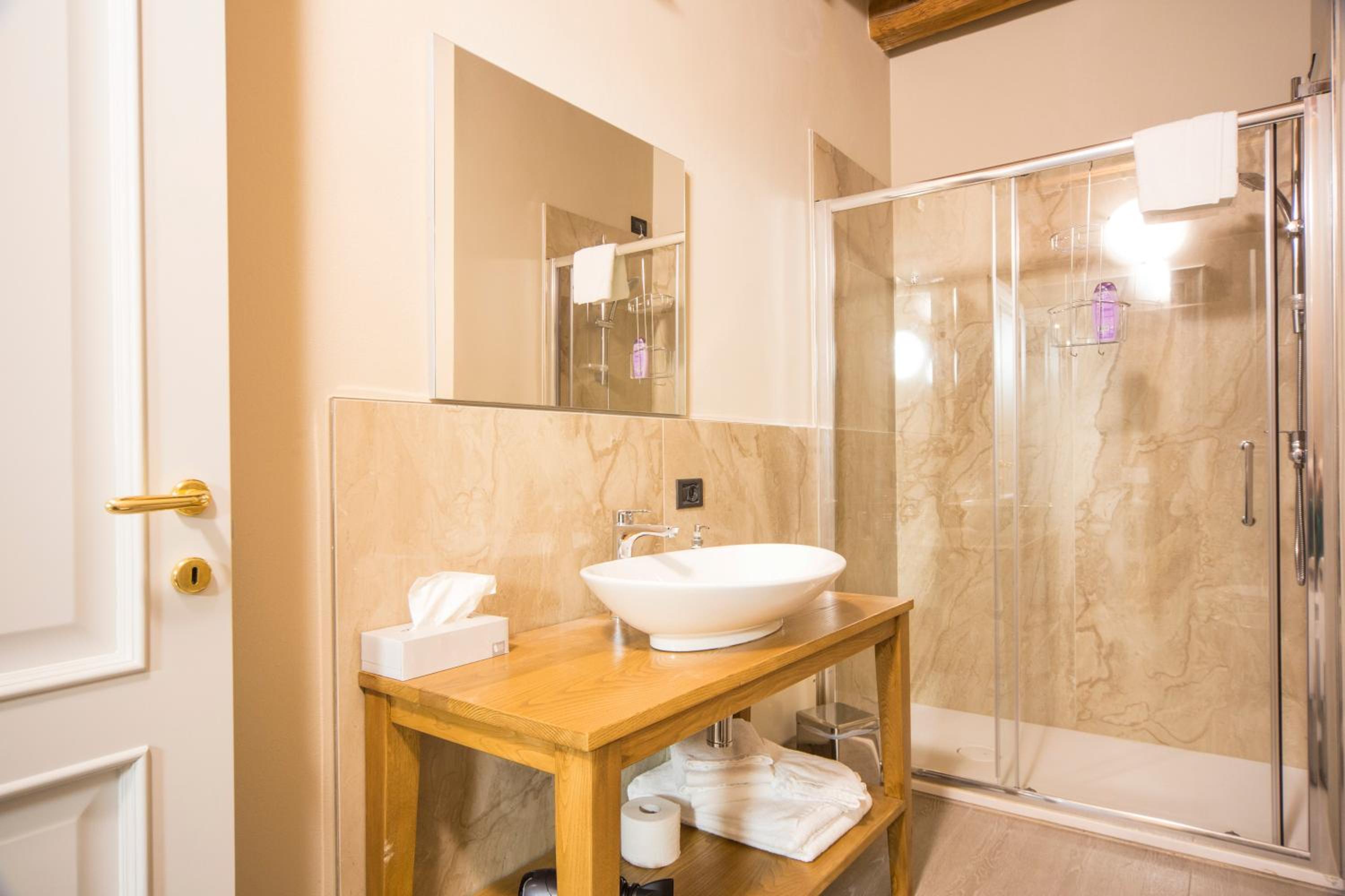 Superior Double Room - Photo 5