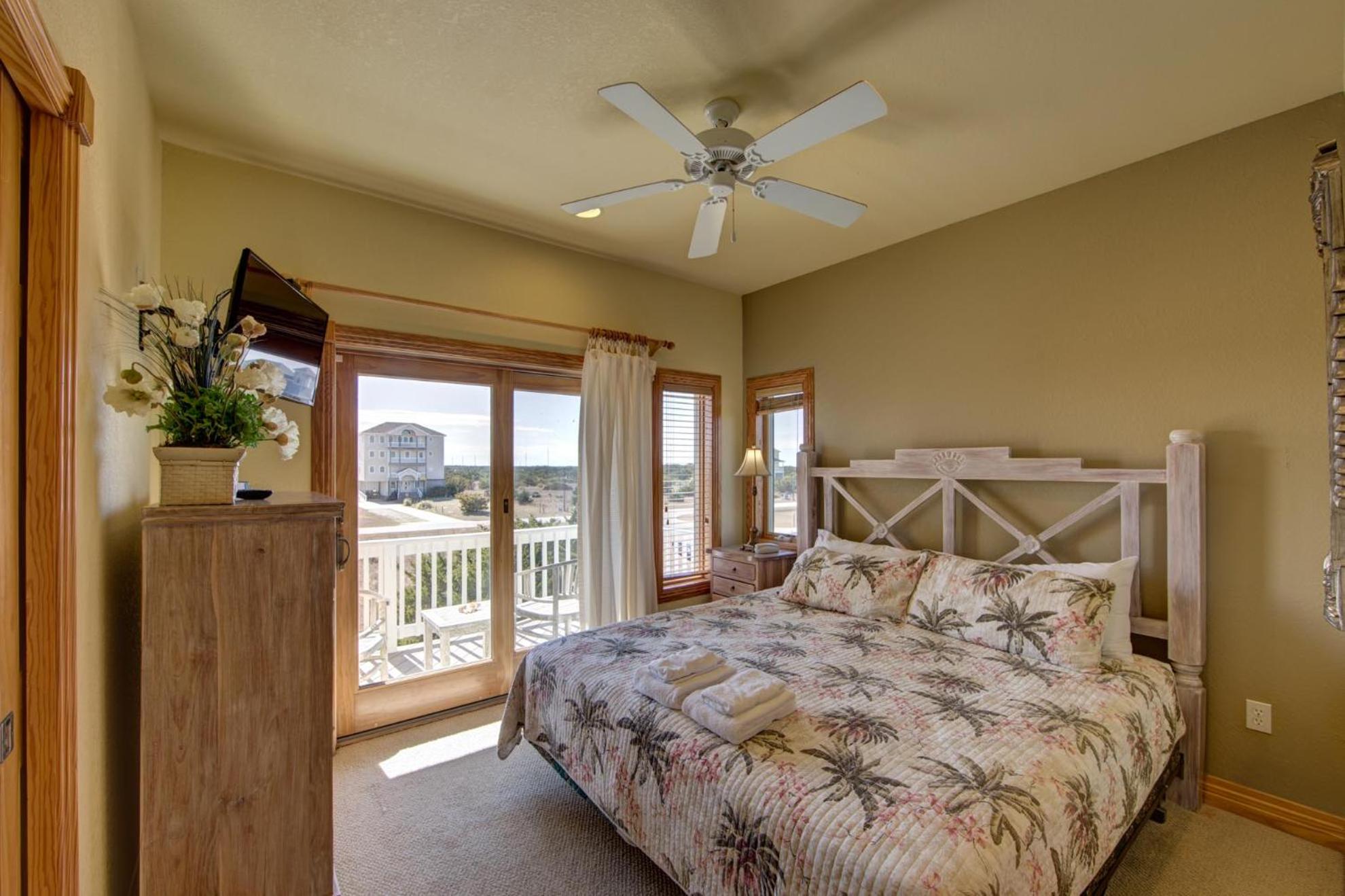Seven-Bedroom House photo 1