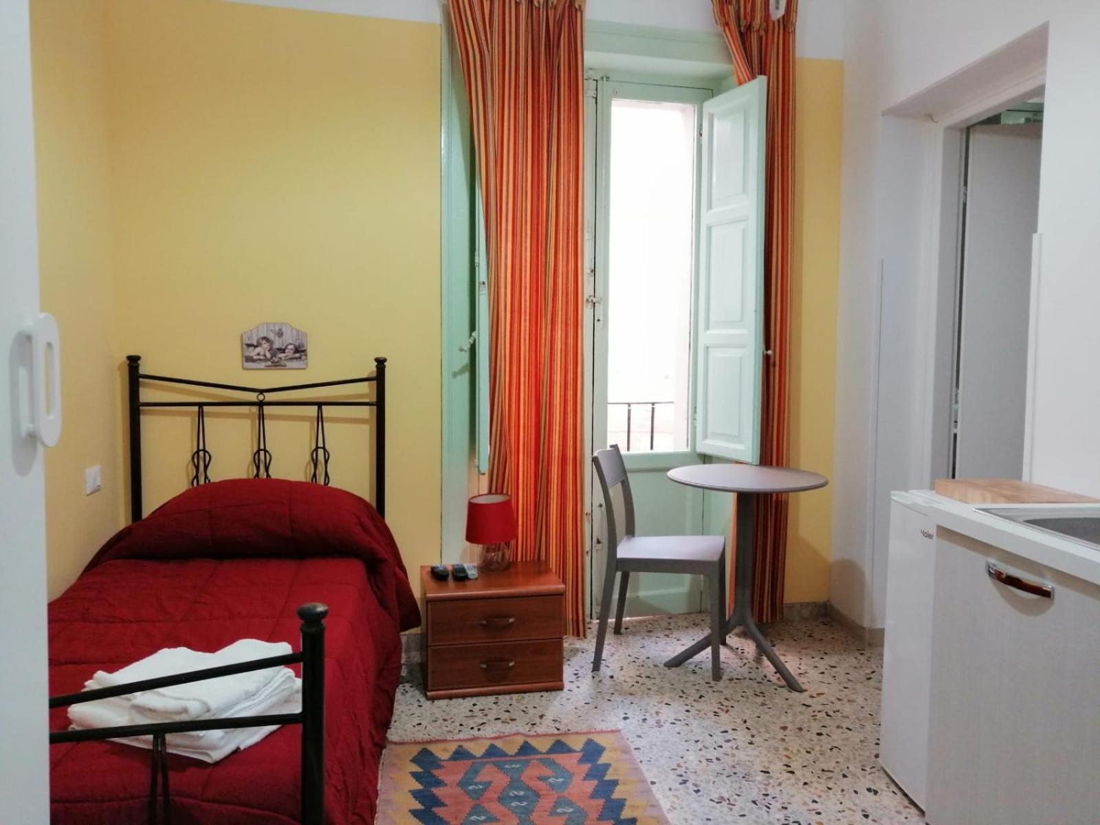 Single Room photo 1