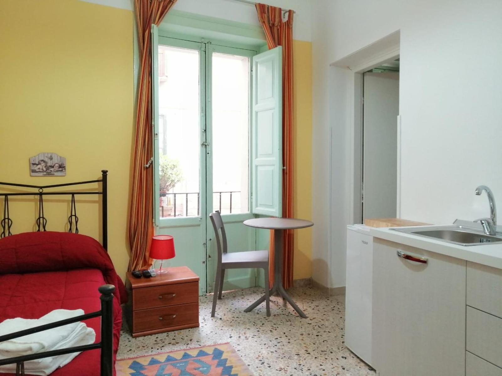 Single Room photo 2