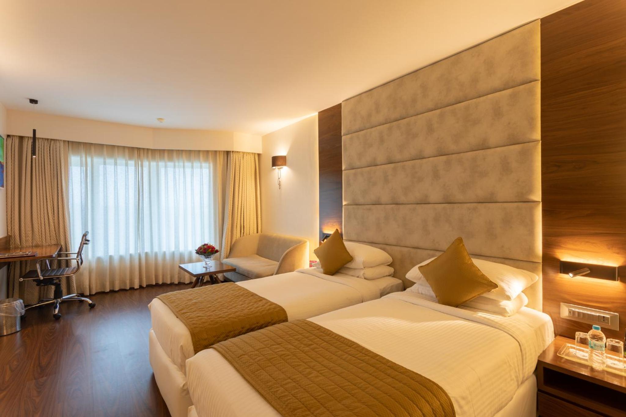 Grand Room with Breakfast