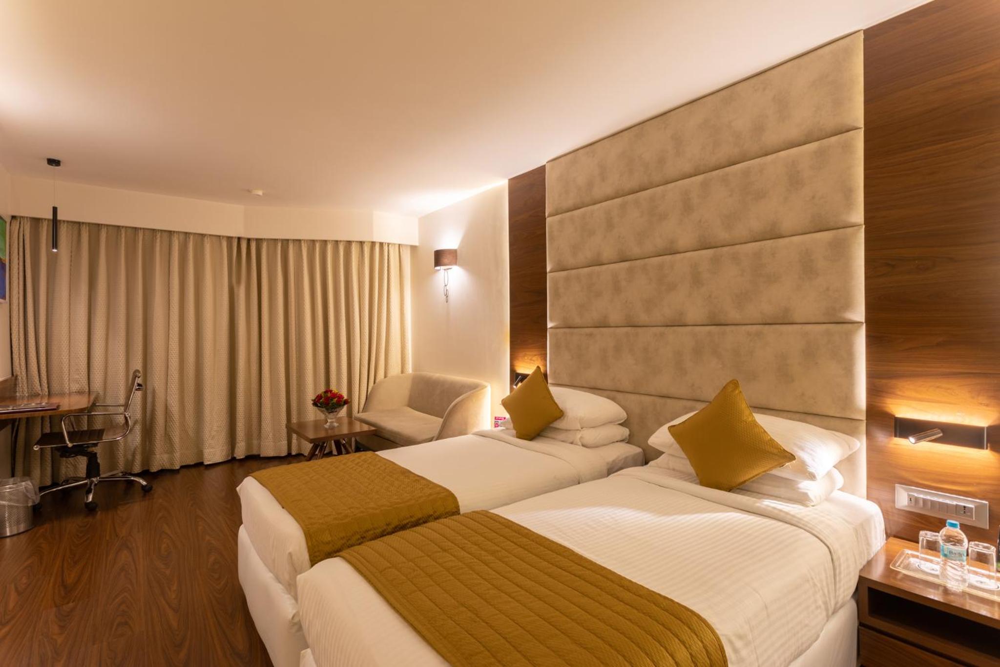 Grand Room with Breakfast