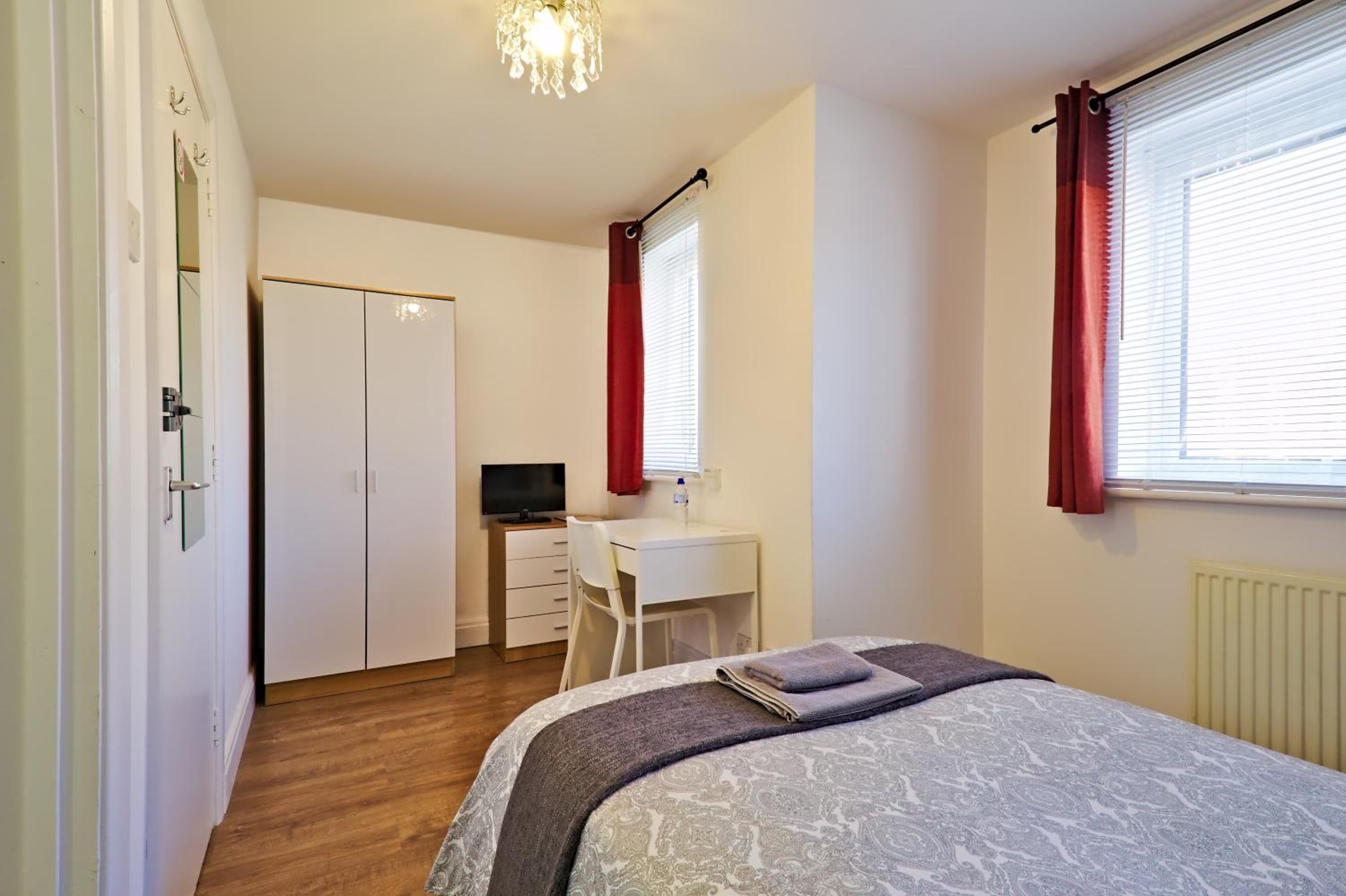 Double Room with Private Bathroom photo 1