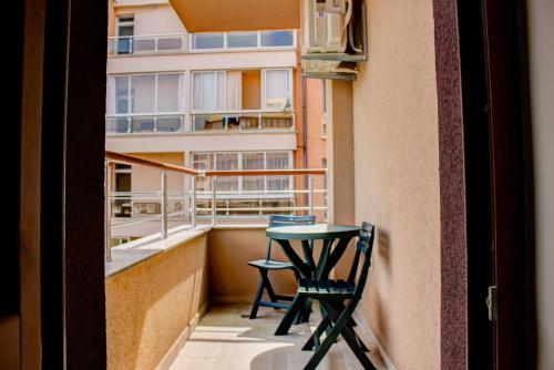 Deluxe Apartment photo 3