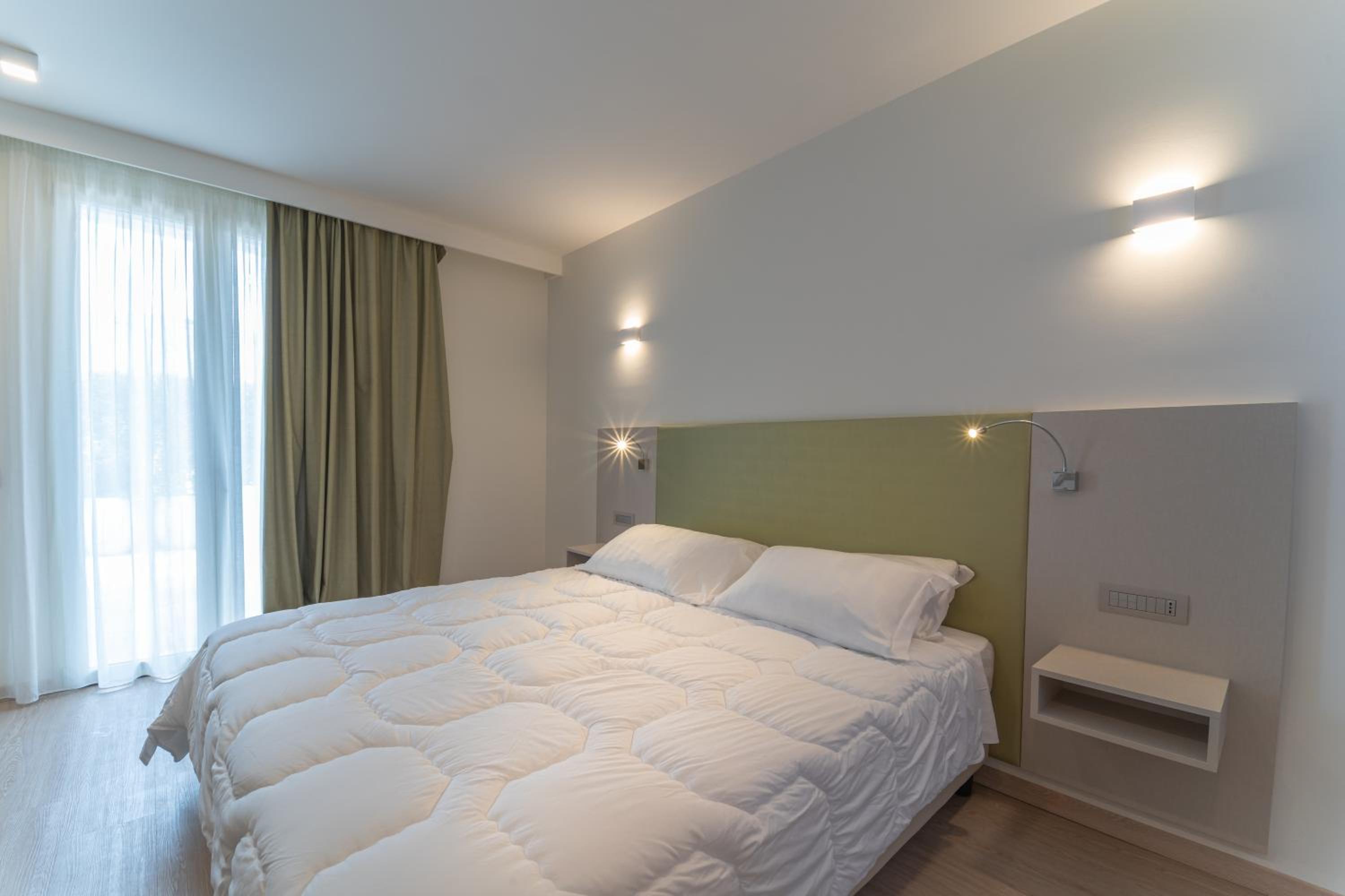 Double or Twin Room photo 1