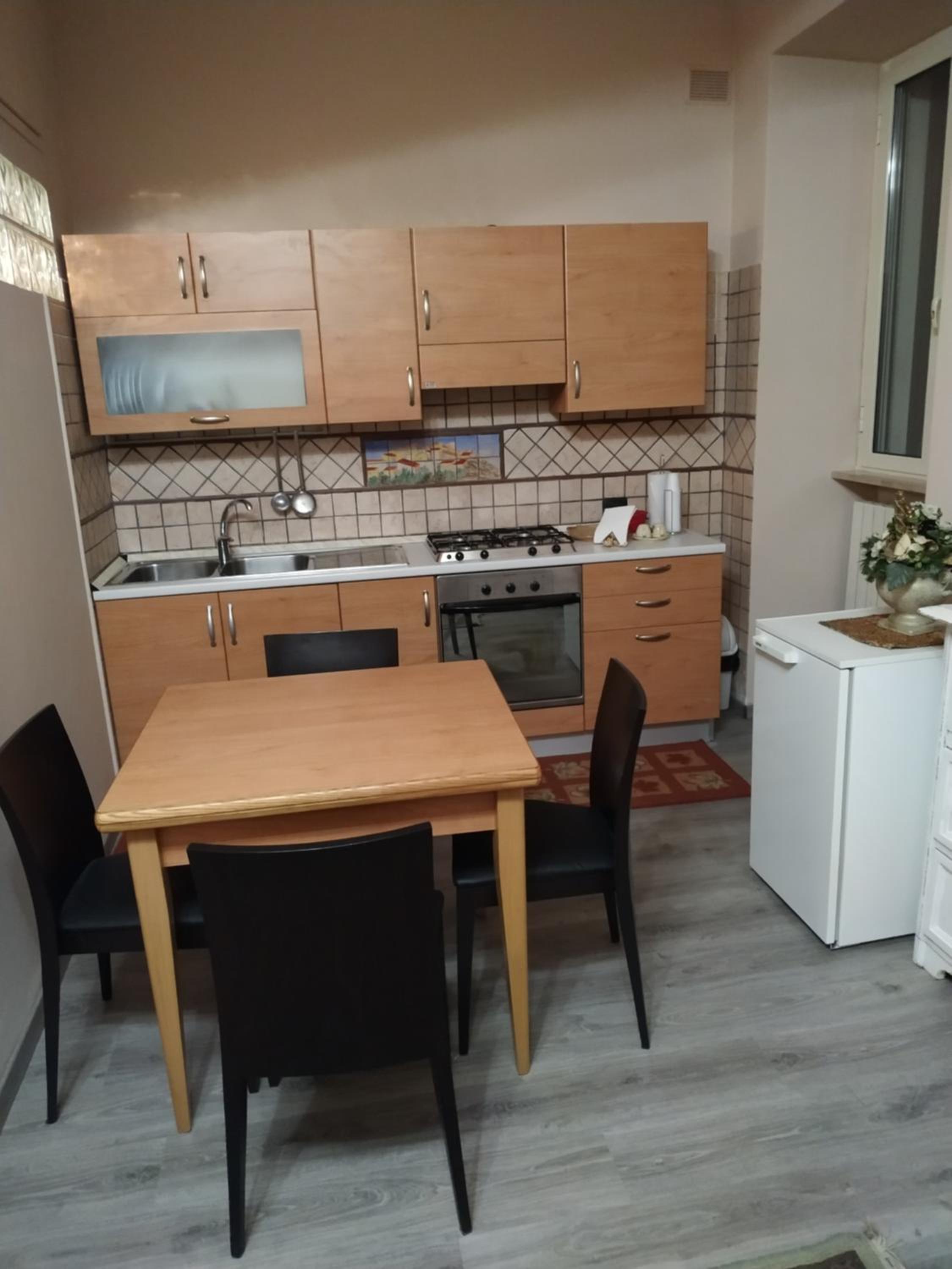 One-Bedroom Apartment - Photo 9