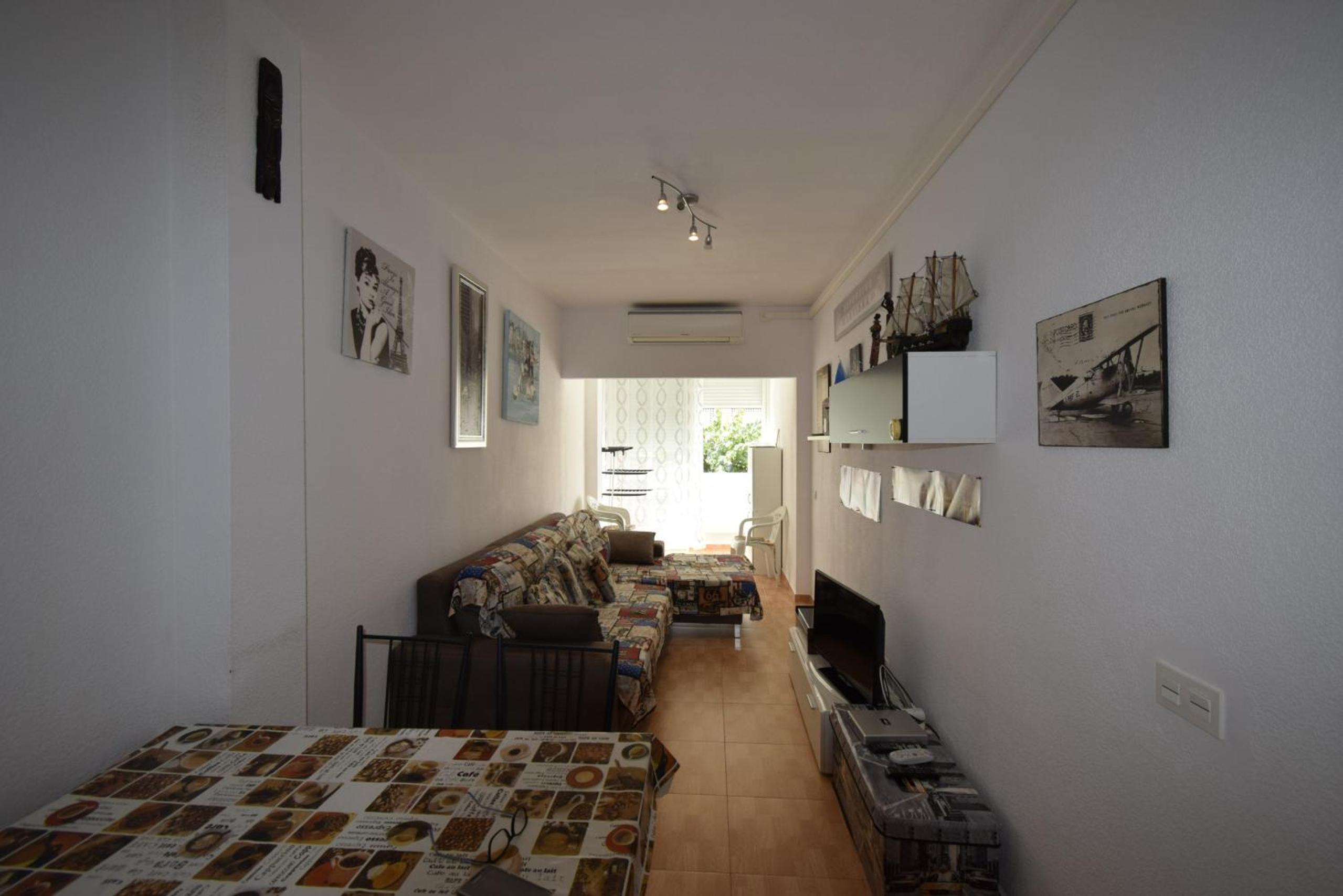 One-Bedroom Apartment - Photo 10