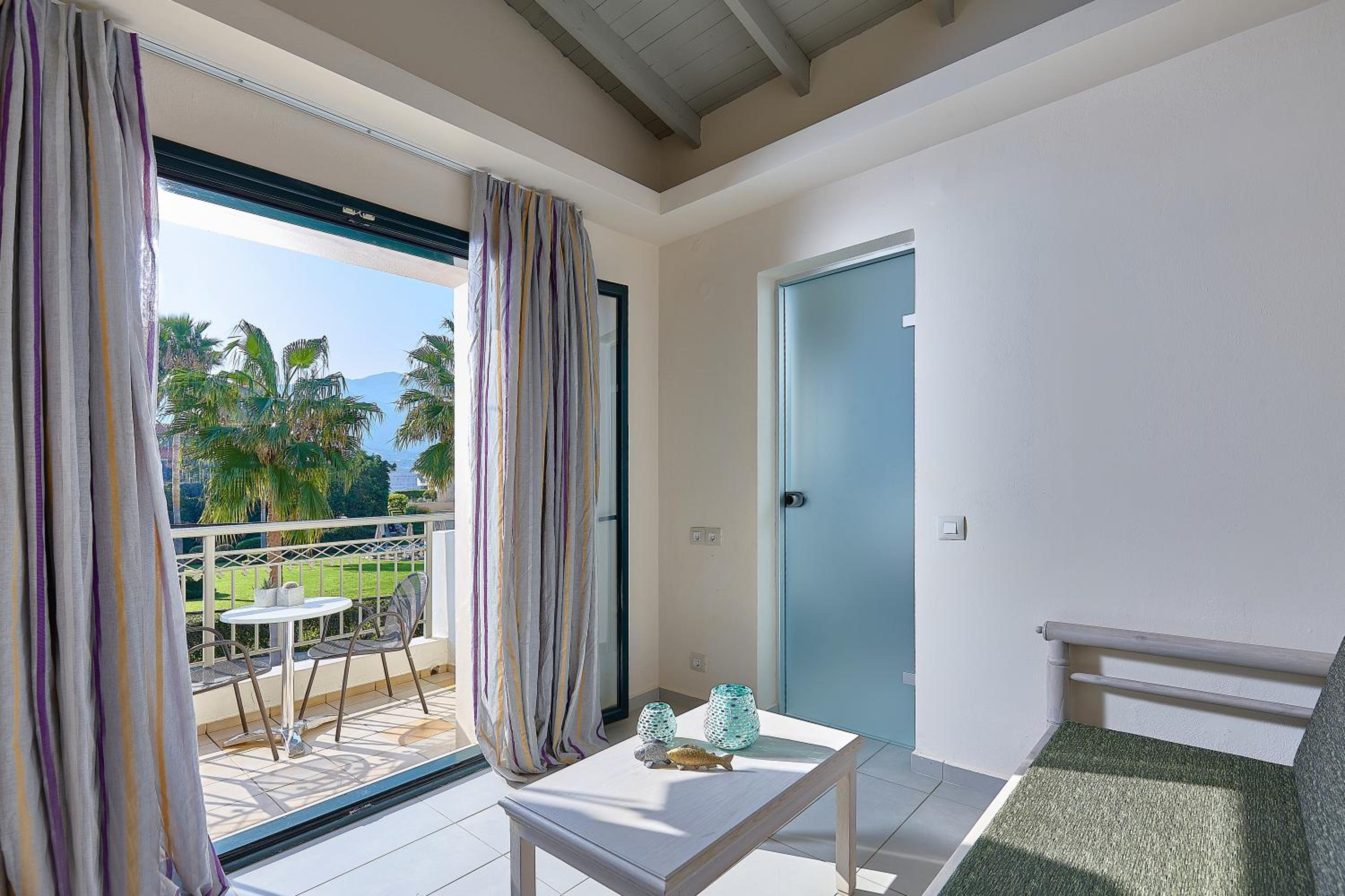One Bedroom Suite Garden or Land View (2 Adults + 2 Children)