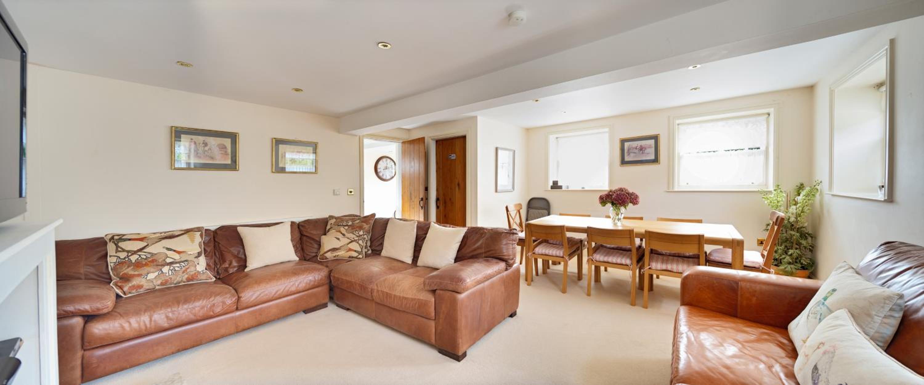 Four-Bedroom House- Elliott House