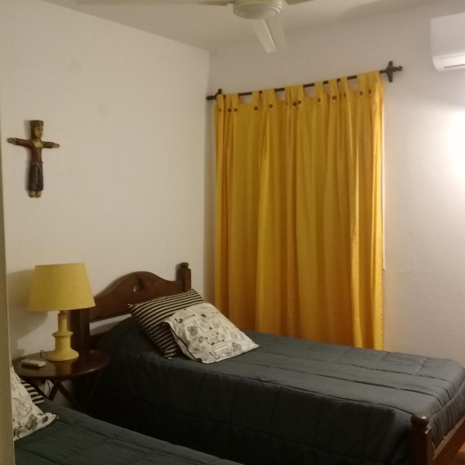 Standard Twin Room with Shared Bathroom photo 1