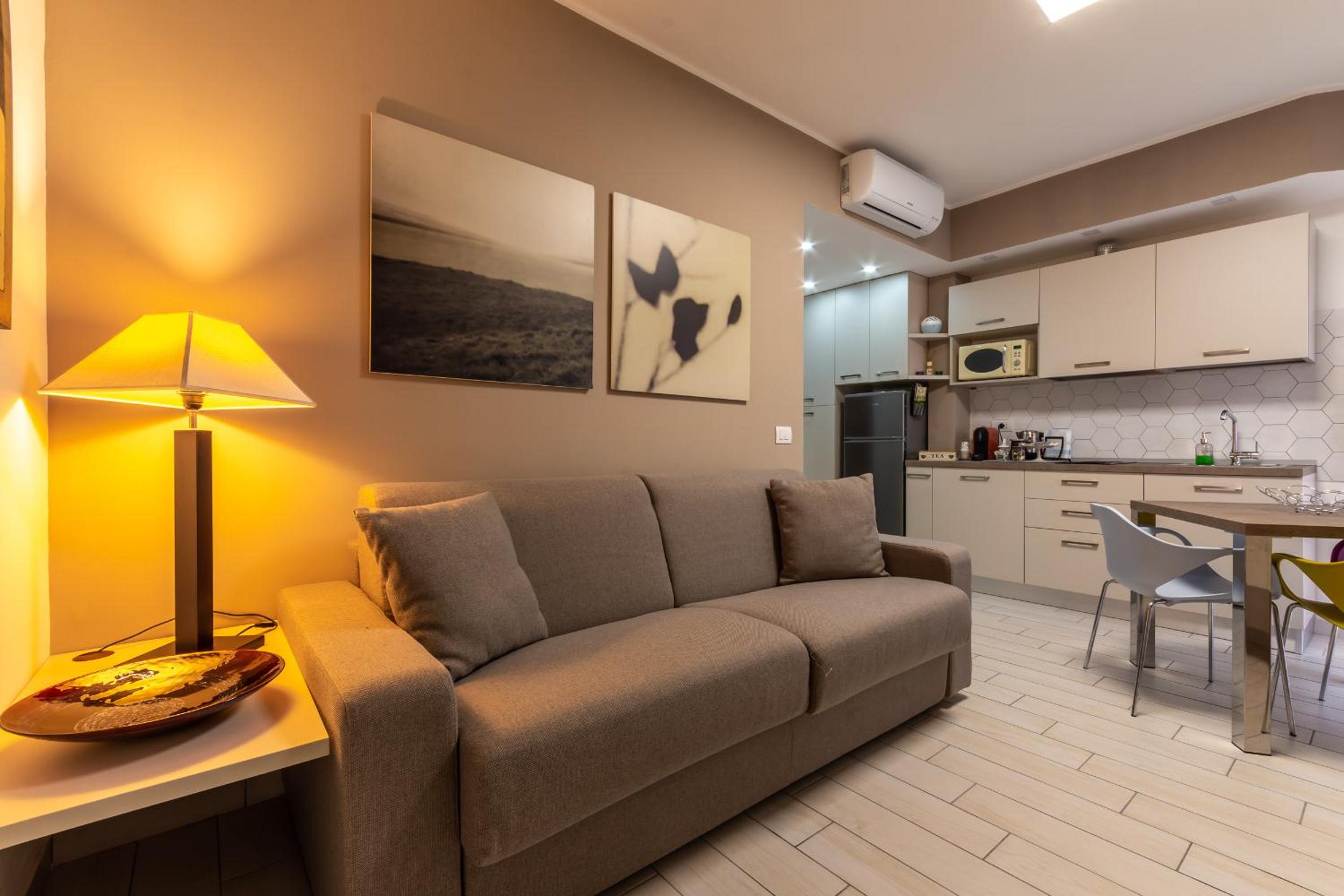 Studio Apartment