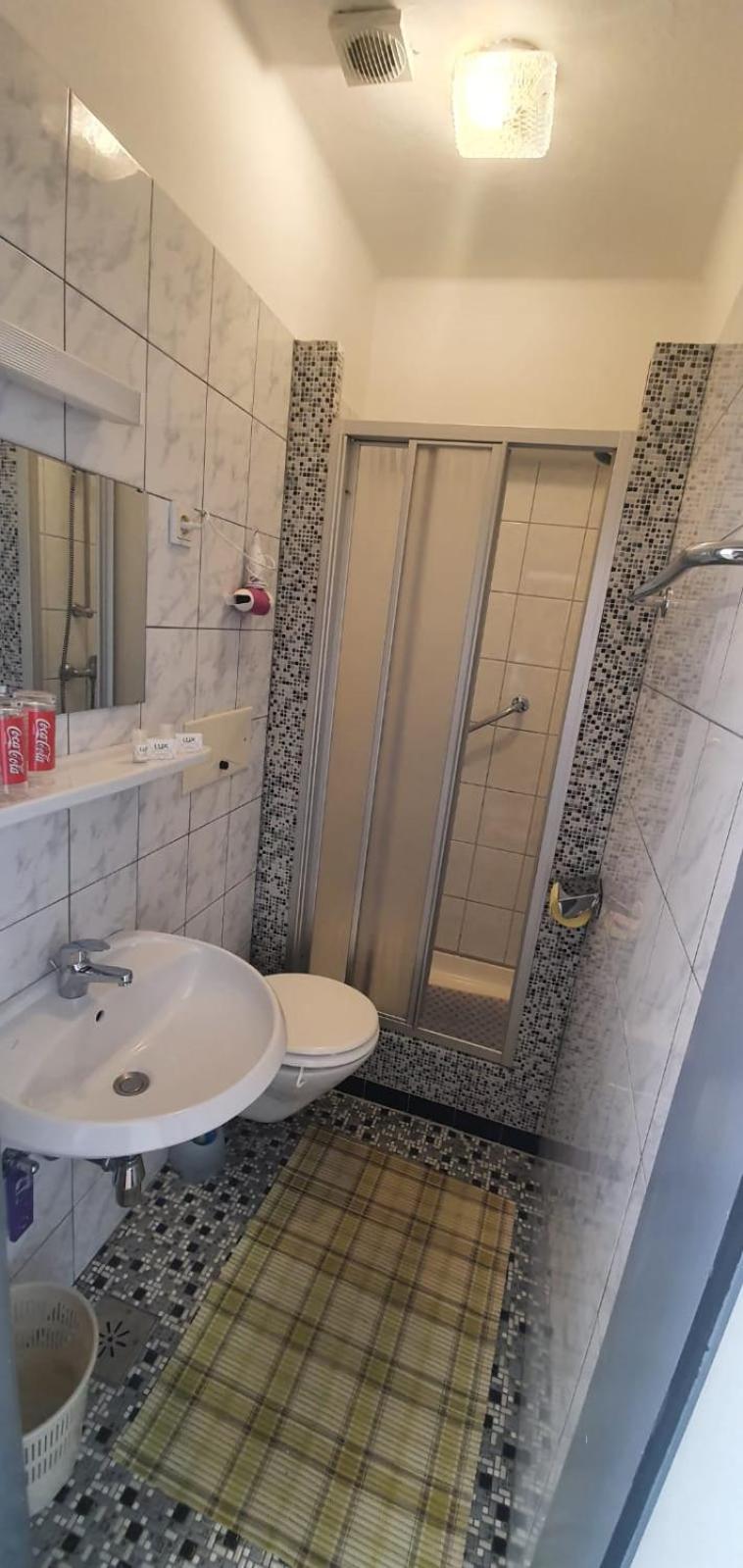 Twin Room with Balcony photo 2
