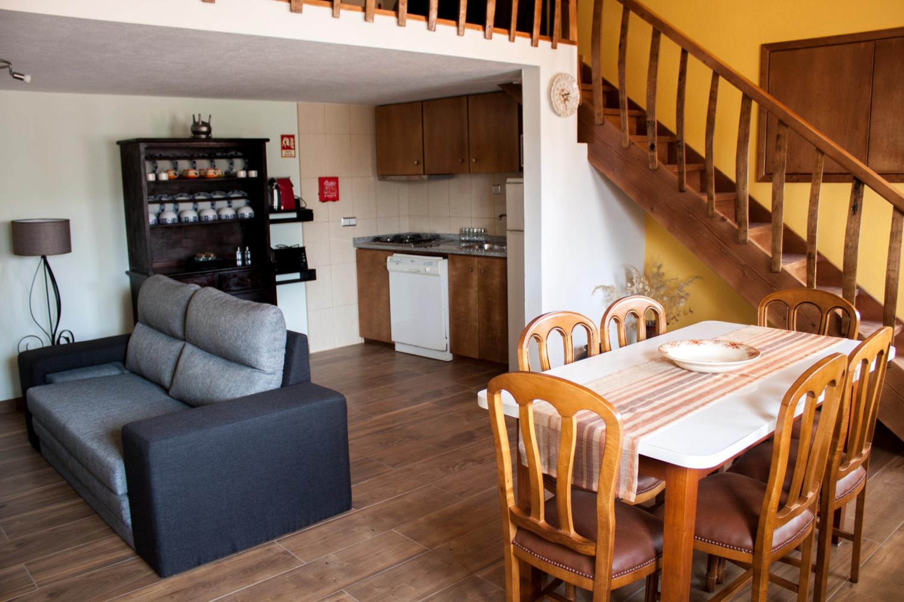 One-Bedroom Apartment - Photo 9