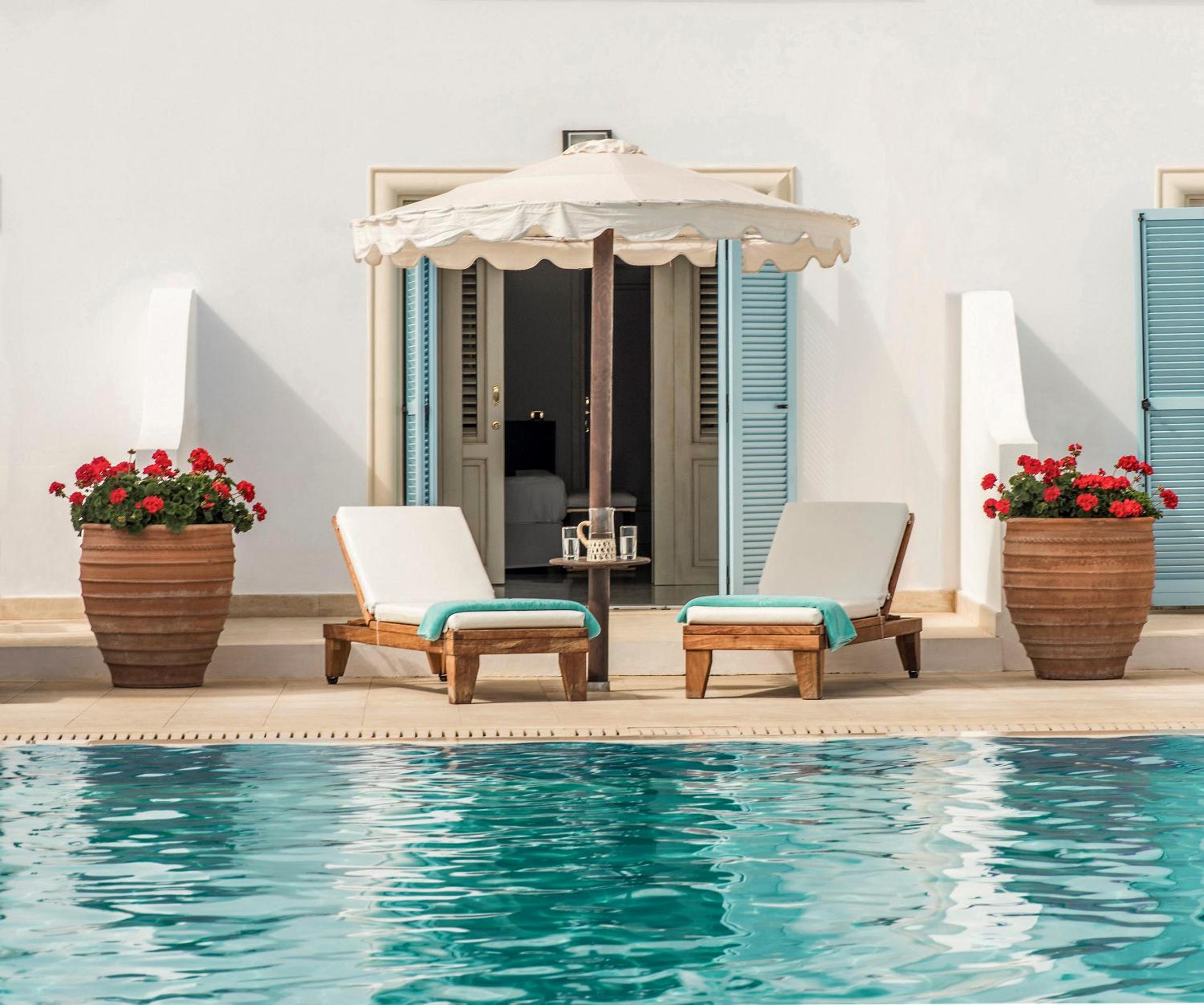Relax in style on your private terrace!