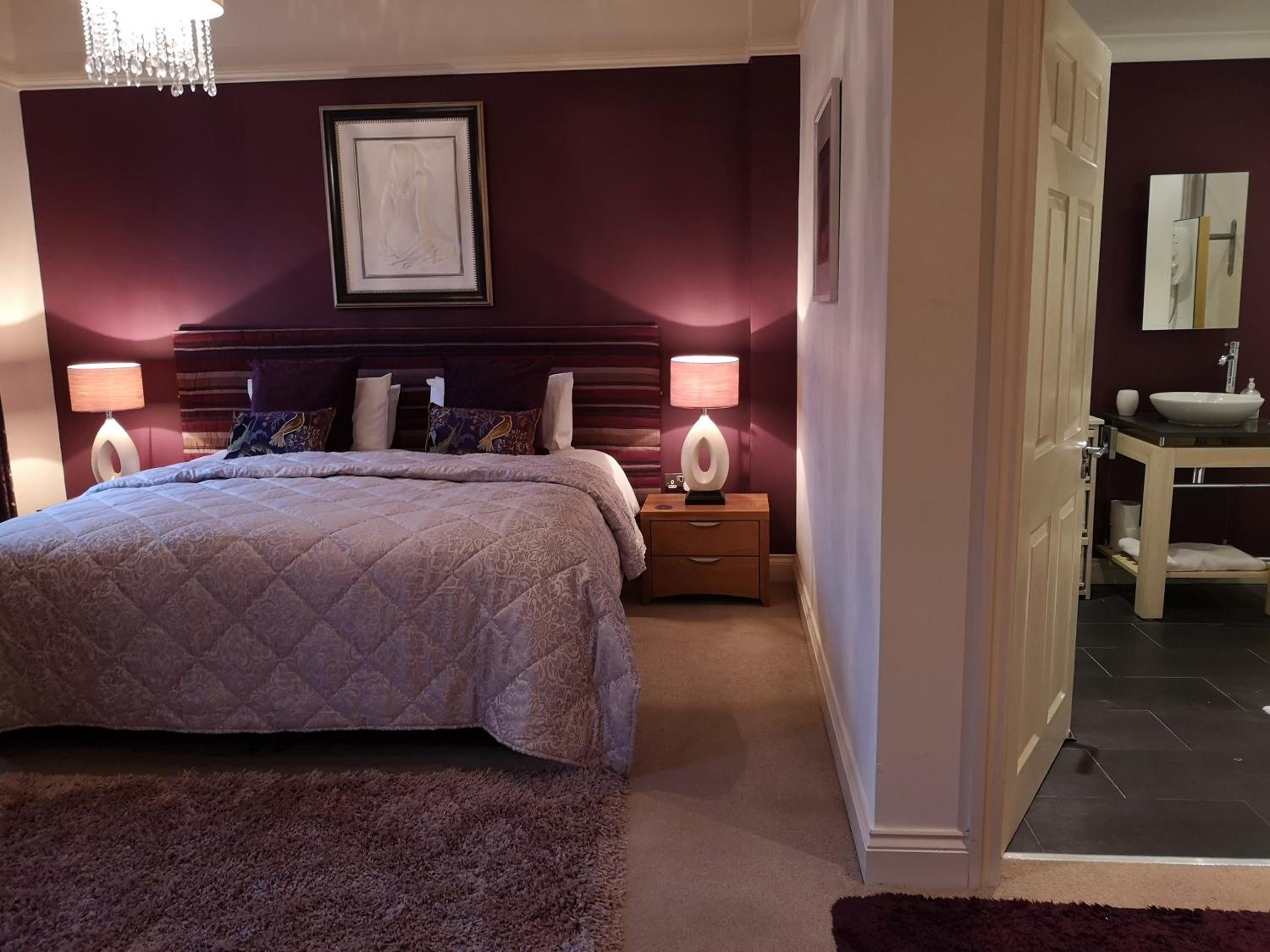 Superior Deluxe Double or Twin Room  photo 3