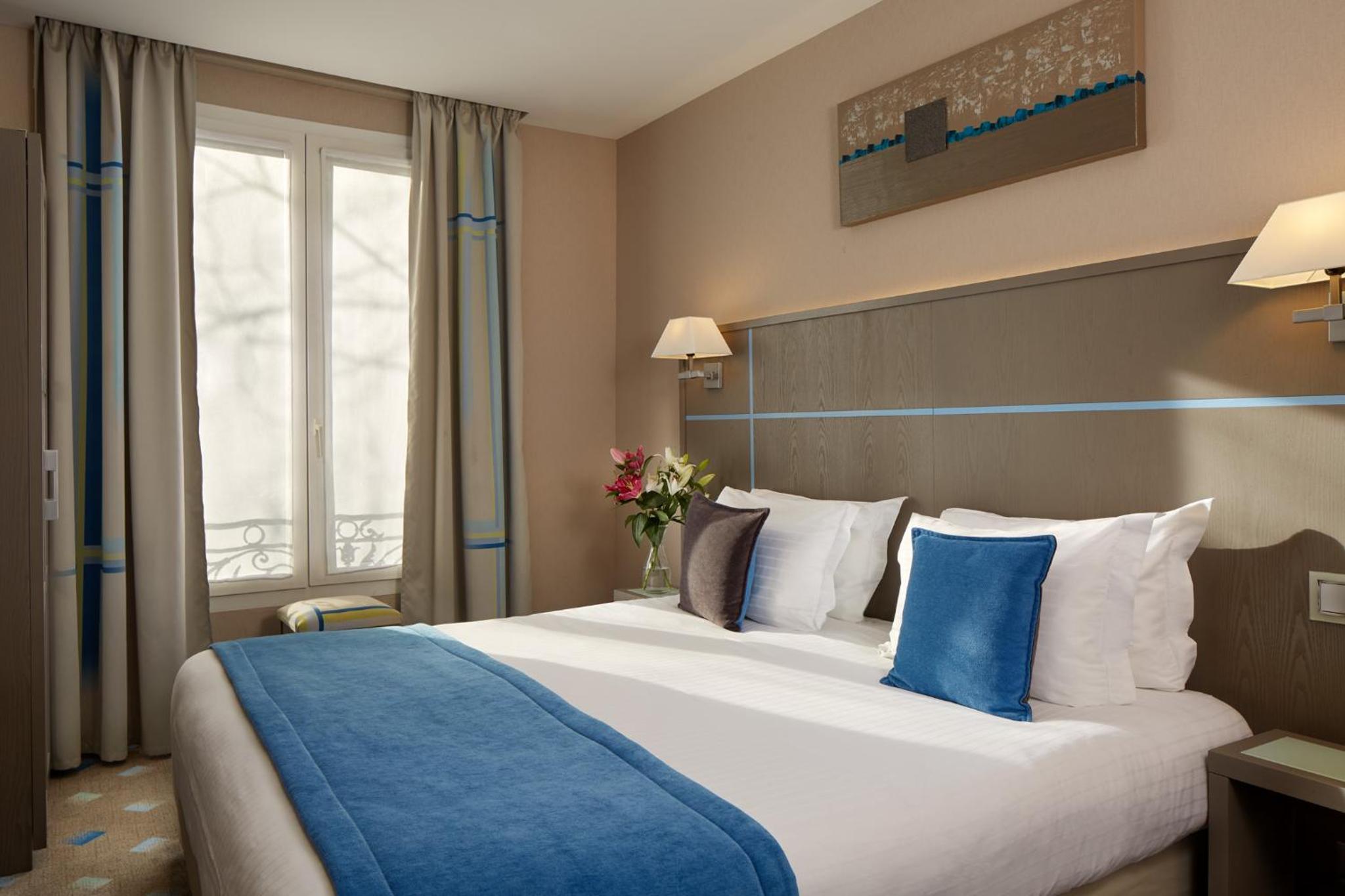 King Double Room (King-size bed 190*180) photo 3