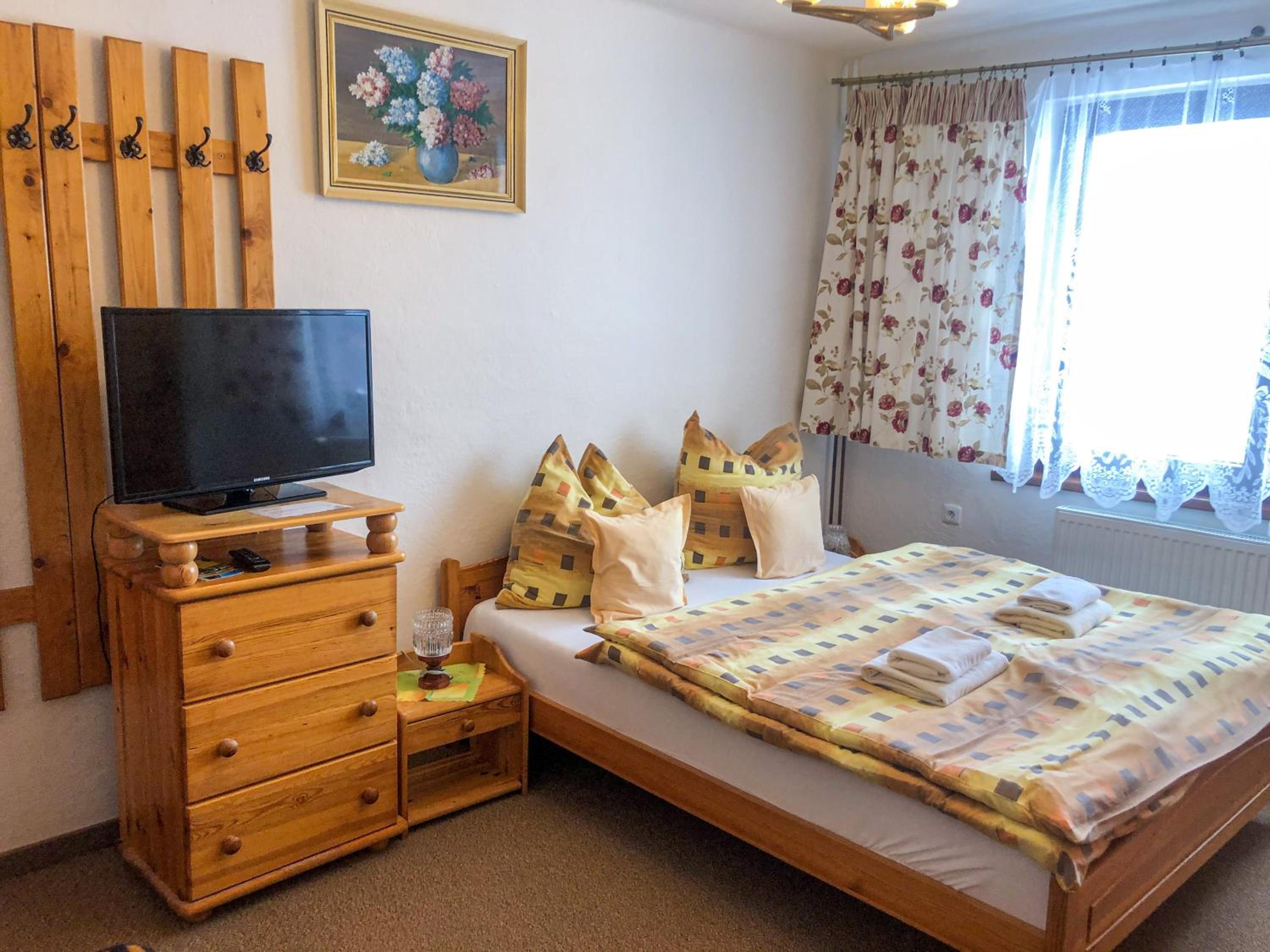 Double Room with Extra Bed photo 3