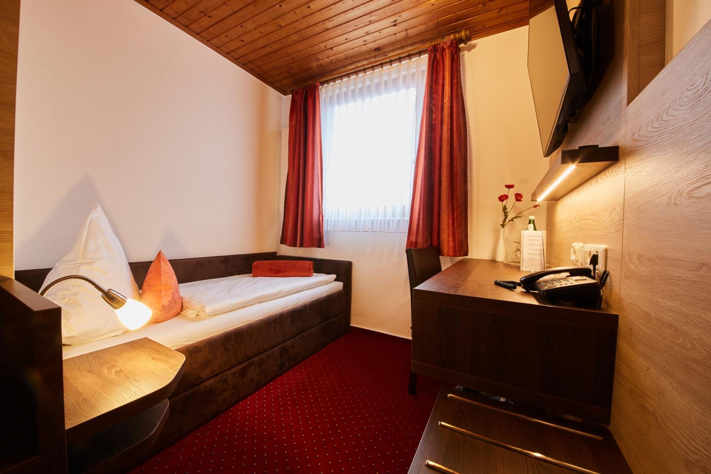 Economy Single Room photo 1