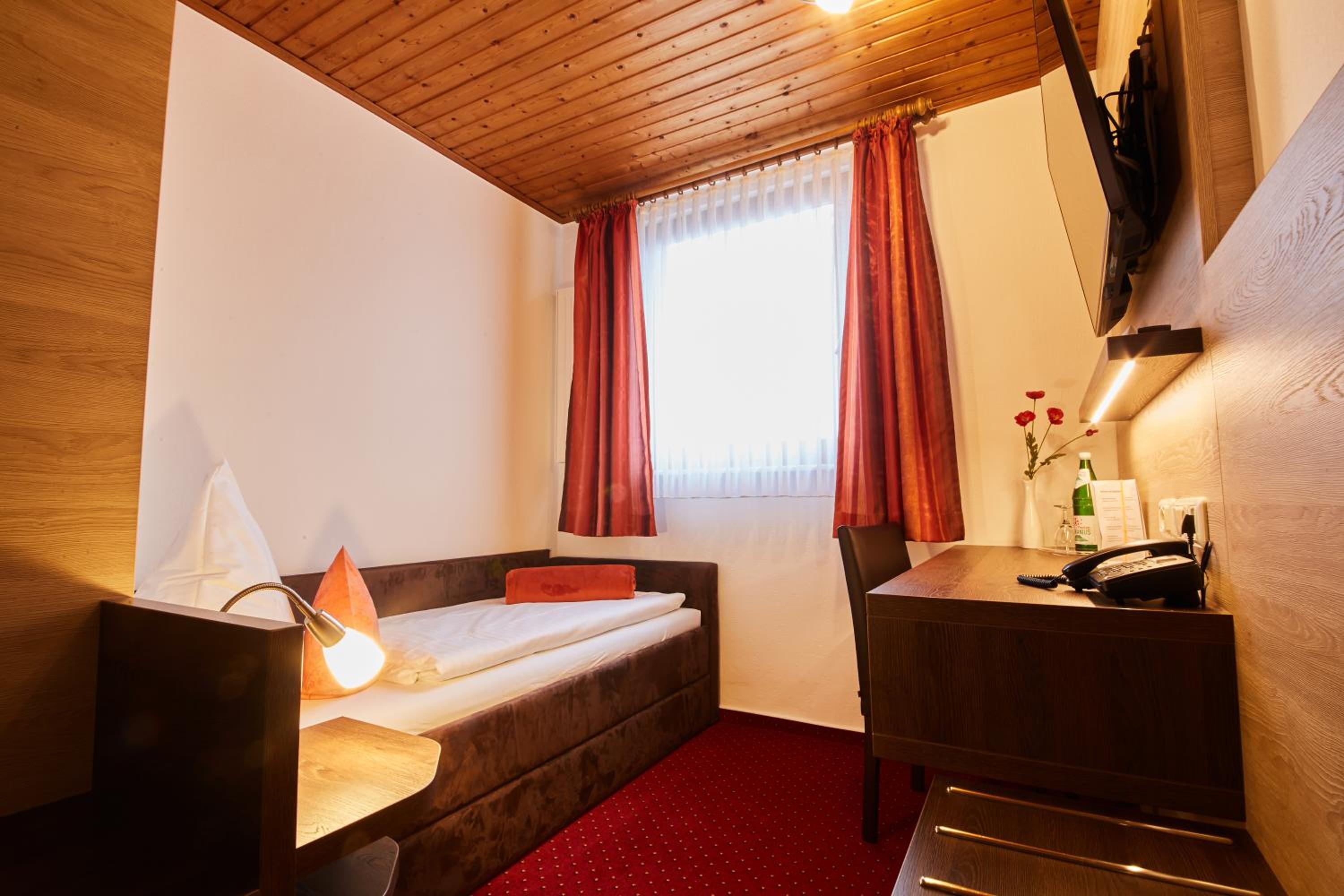 Economy Single Room photo 3
