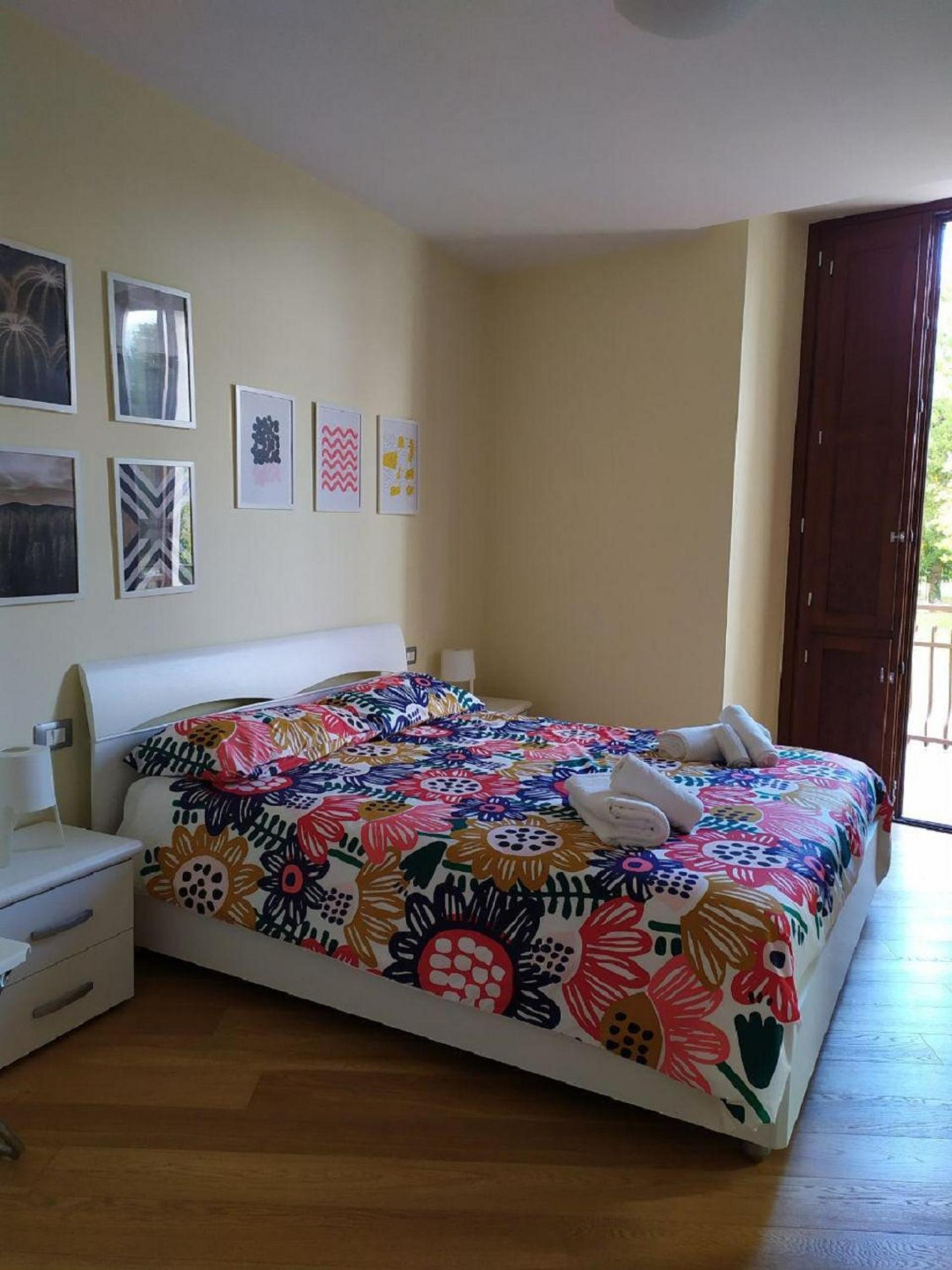 One-Bedroom Apartment - Photo 7