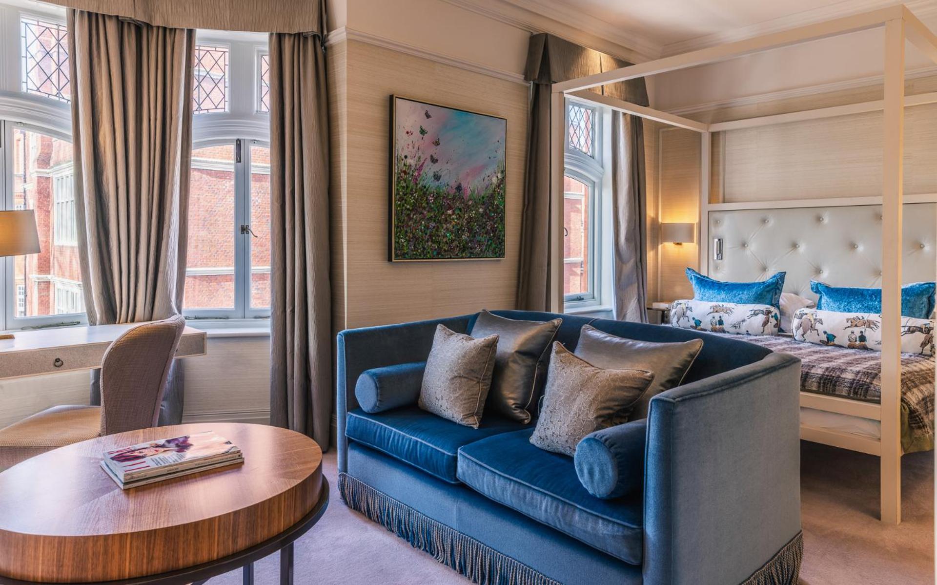 Junior Suite at 11 Cadogan Gardens photo 1