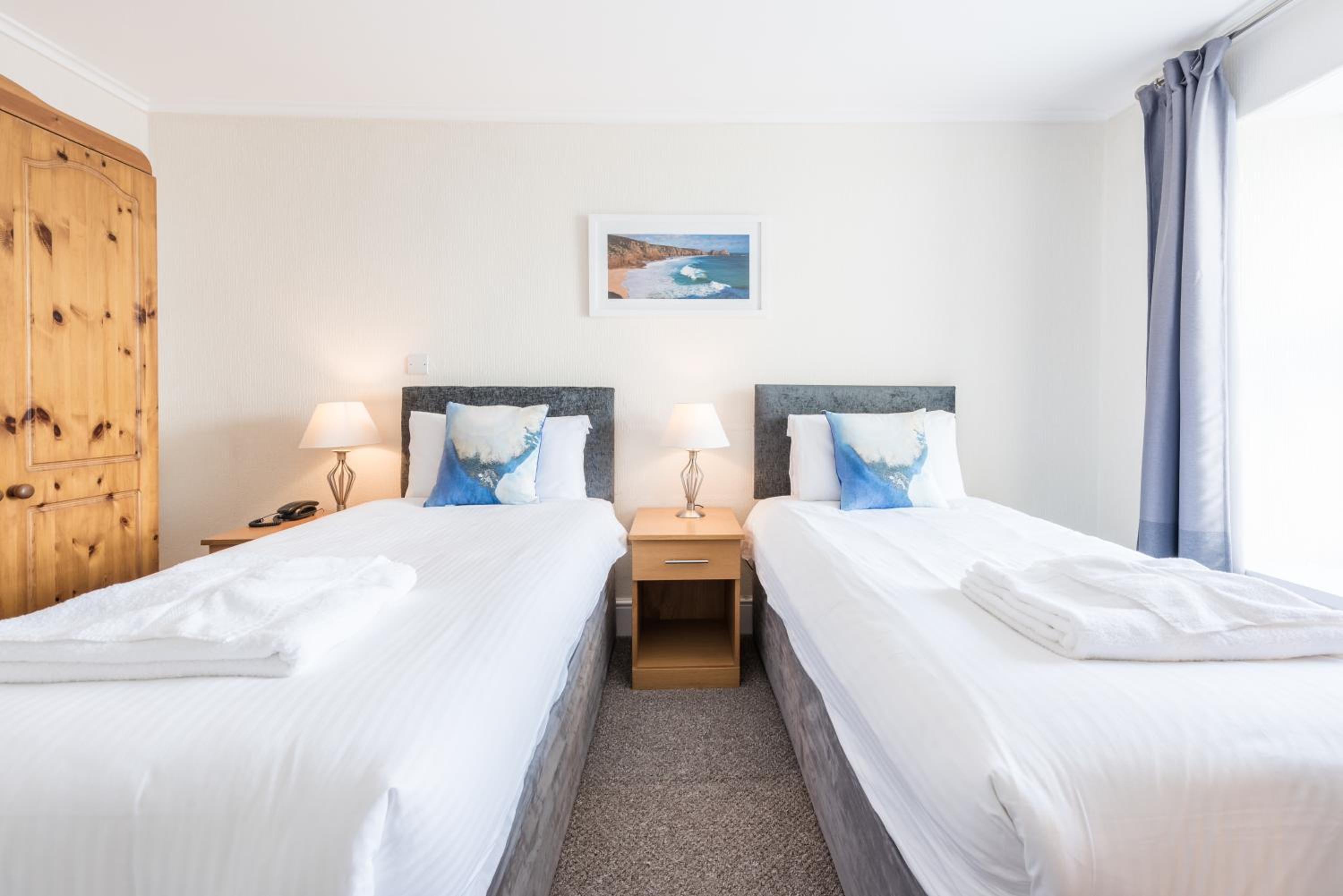 Superior Double or Twin Room with Sea View photo 2