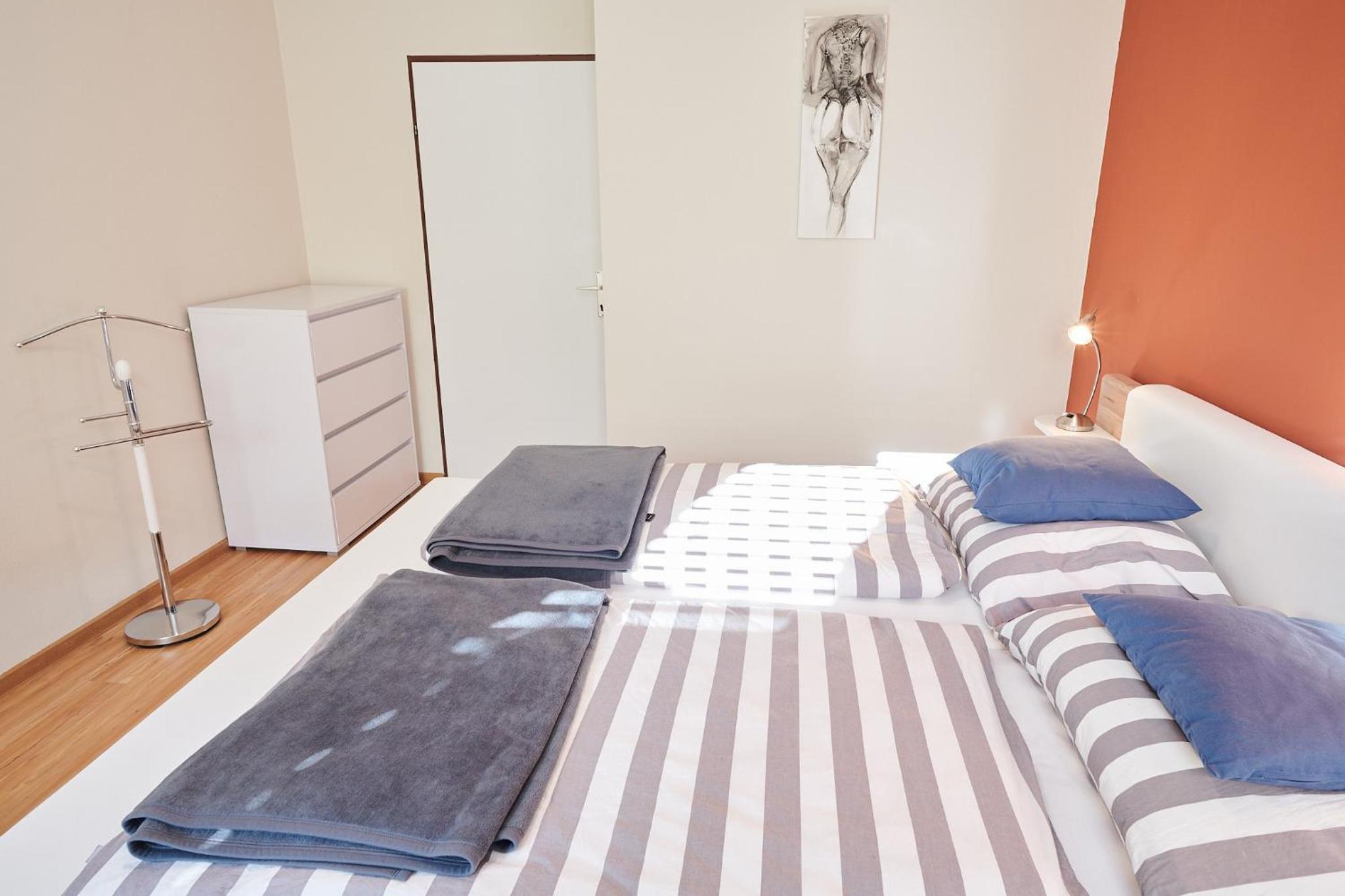 One-Bedroom Apartment - Photo 9