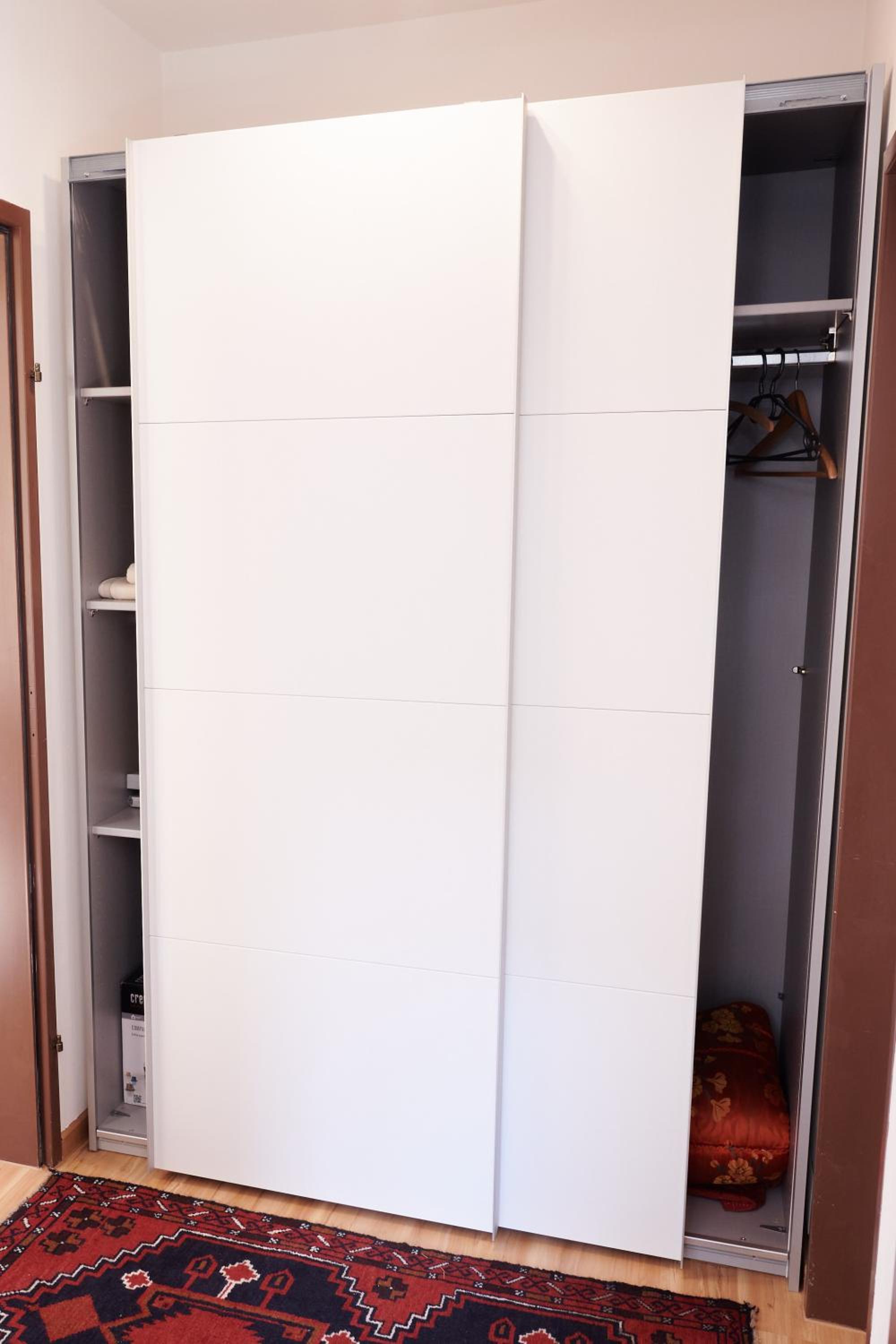 One-Bedroom Apartment - Photo 11